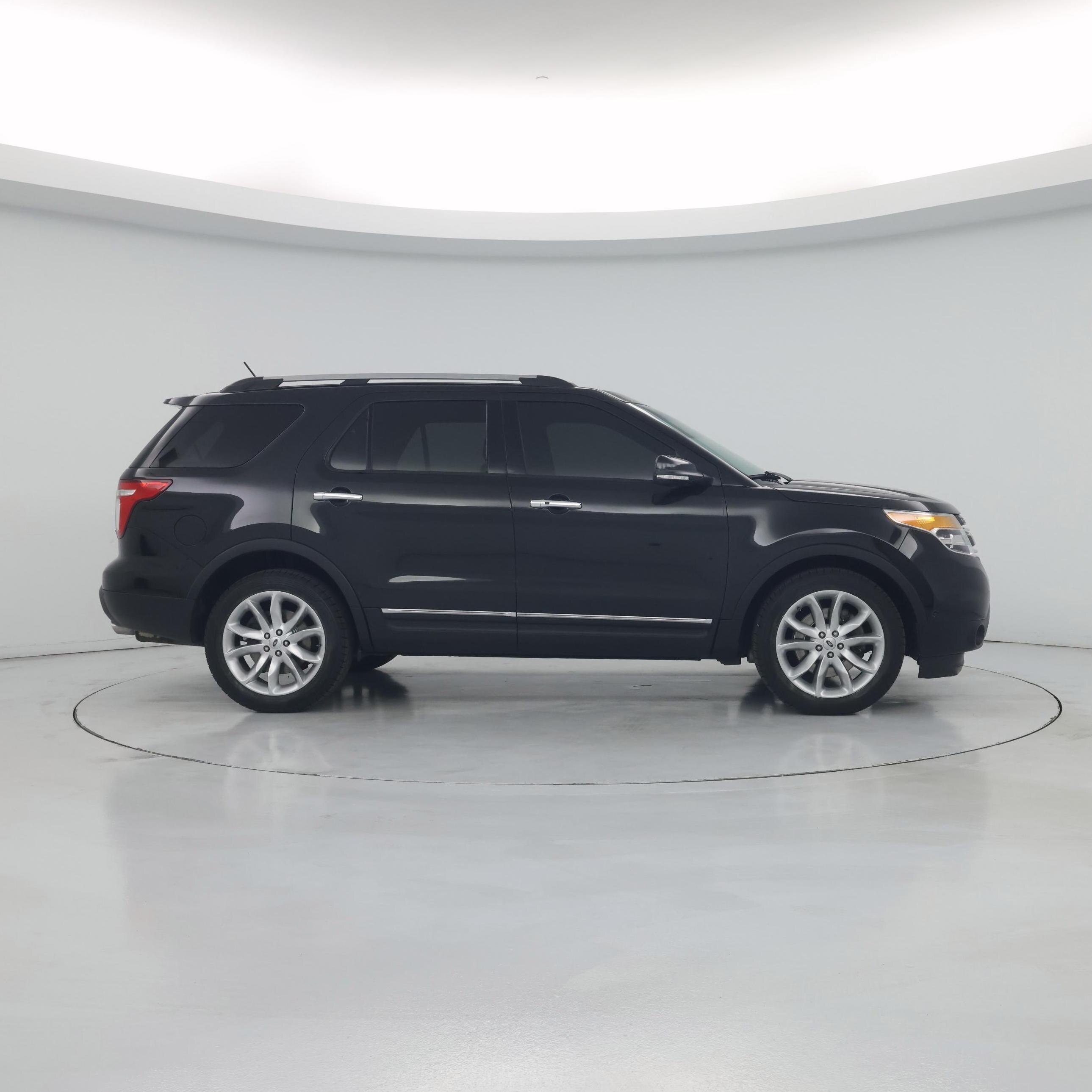 Thumbnail: 2014 Ford Explorer - 7