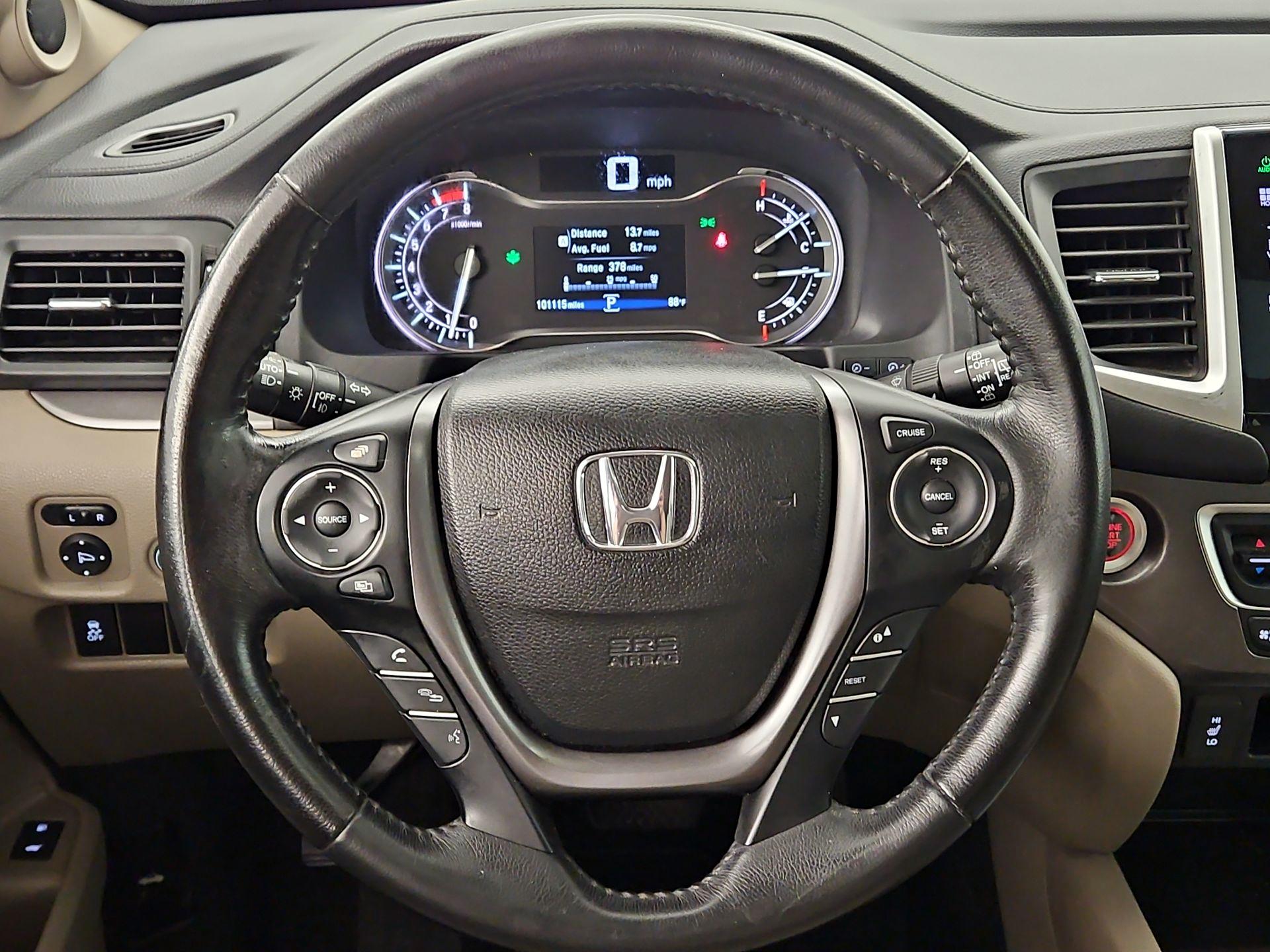 Thumbnail: 2016 Honda Pilot - 10