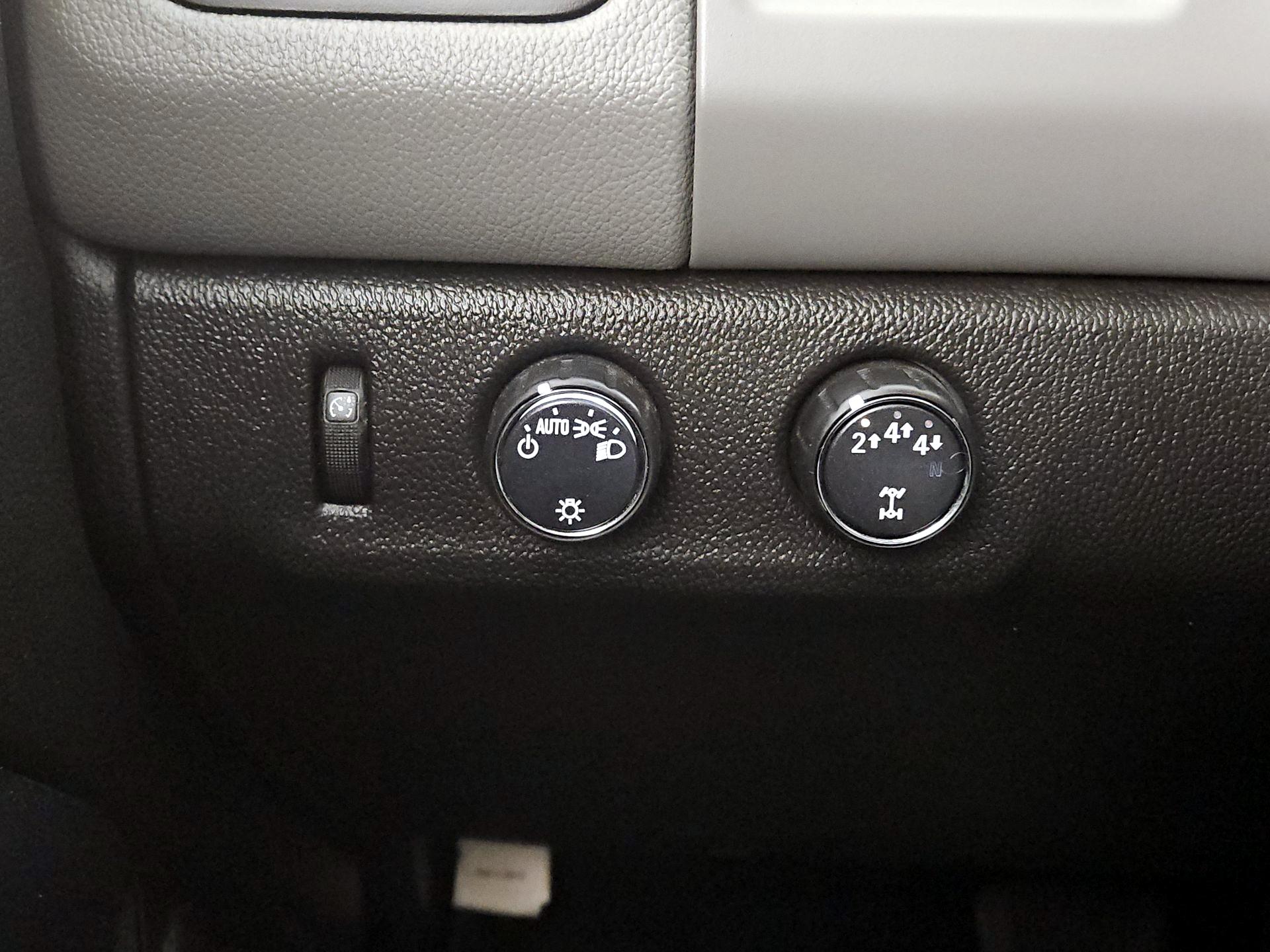 Thumbnail: 2019 Chevrolet Colorado - 13