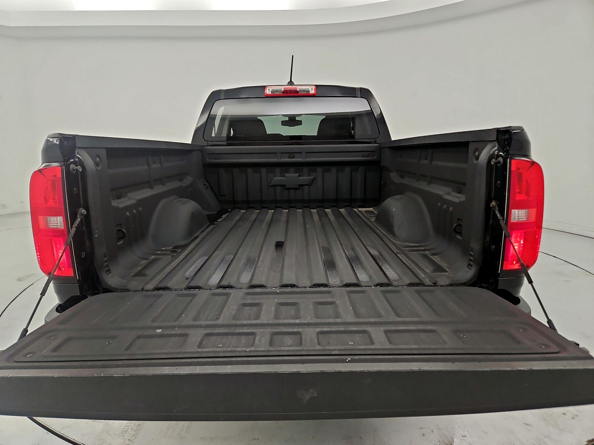 Thumbnail: 2019 Chevrolet Colorado - 20
