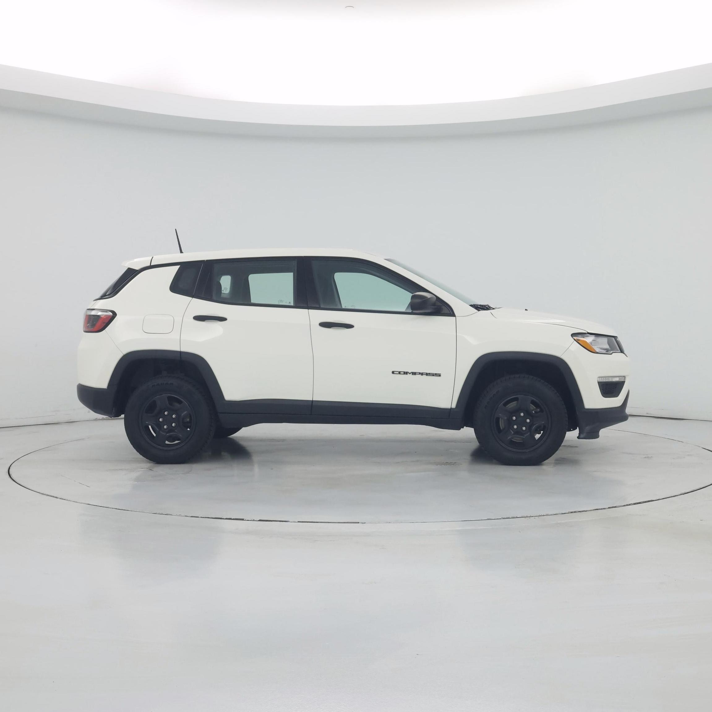Thumbnail: 2018 Jeep Compass - 7