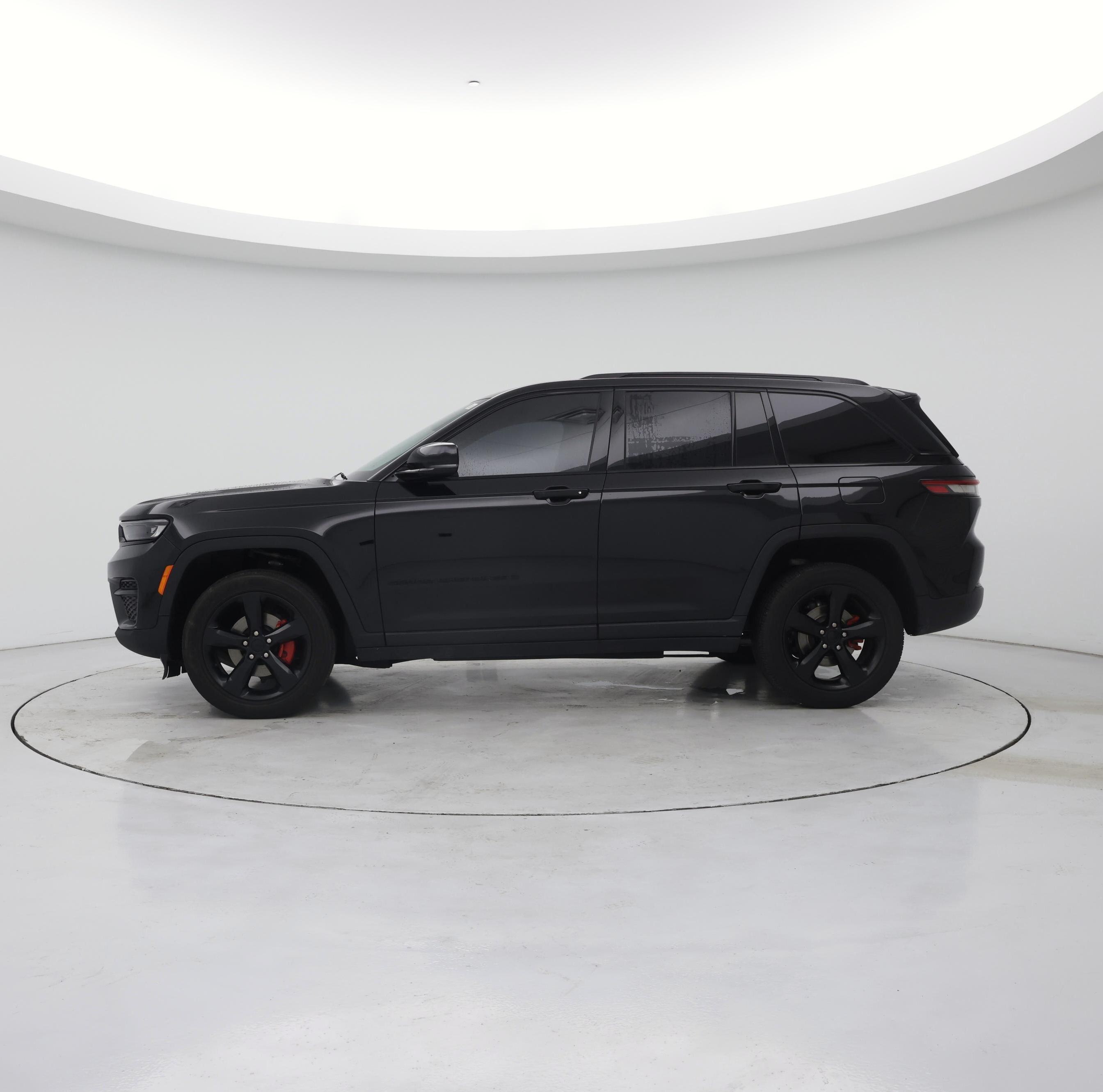 Thumbnail: 2023 Jeep Grand Cherokee - 3