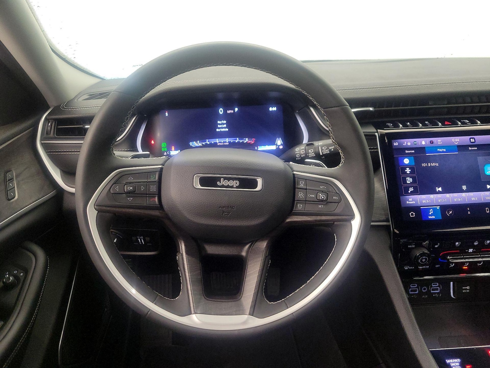 2023 Jeep Grand Cherokee Limited - Photo 11