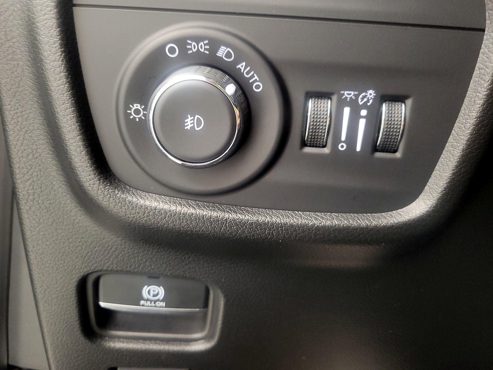 2023 Jeep Grand Cherokee Limited - Photo 14