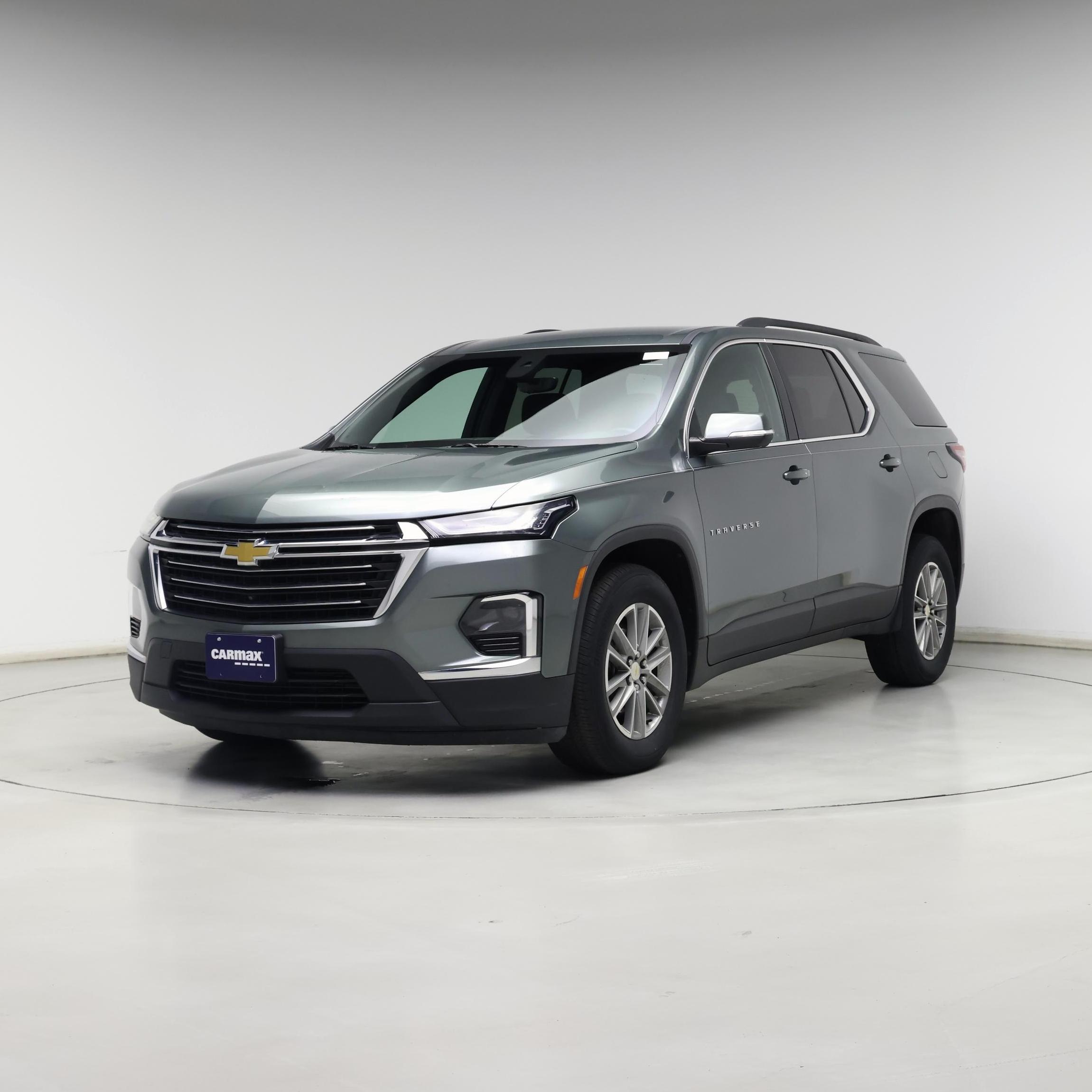 Thumbnail: 2023 Chevrolet Traverse - 4