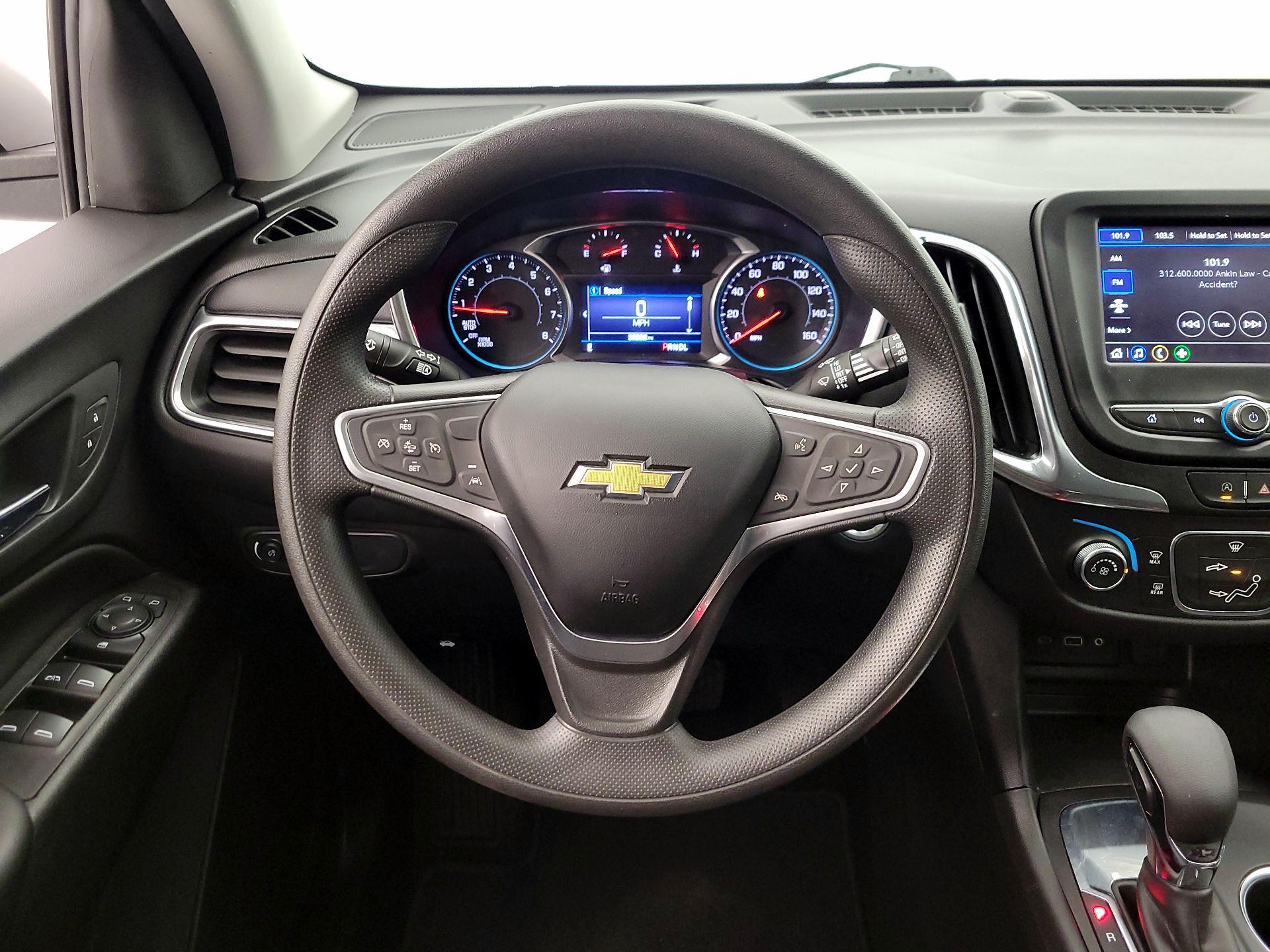 Thumbnail: 2022 Chevrolet Equinox - 10