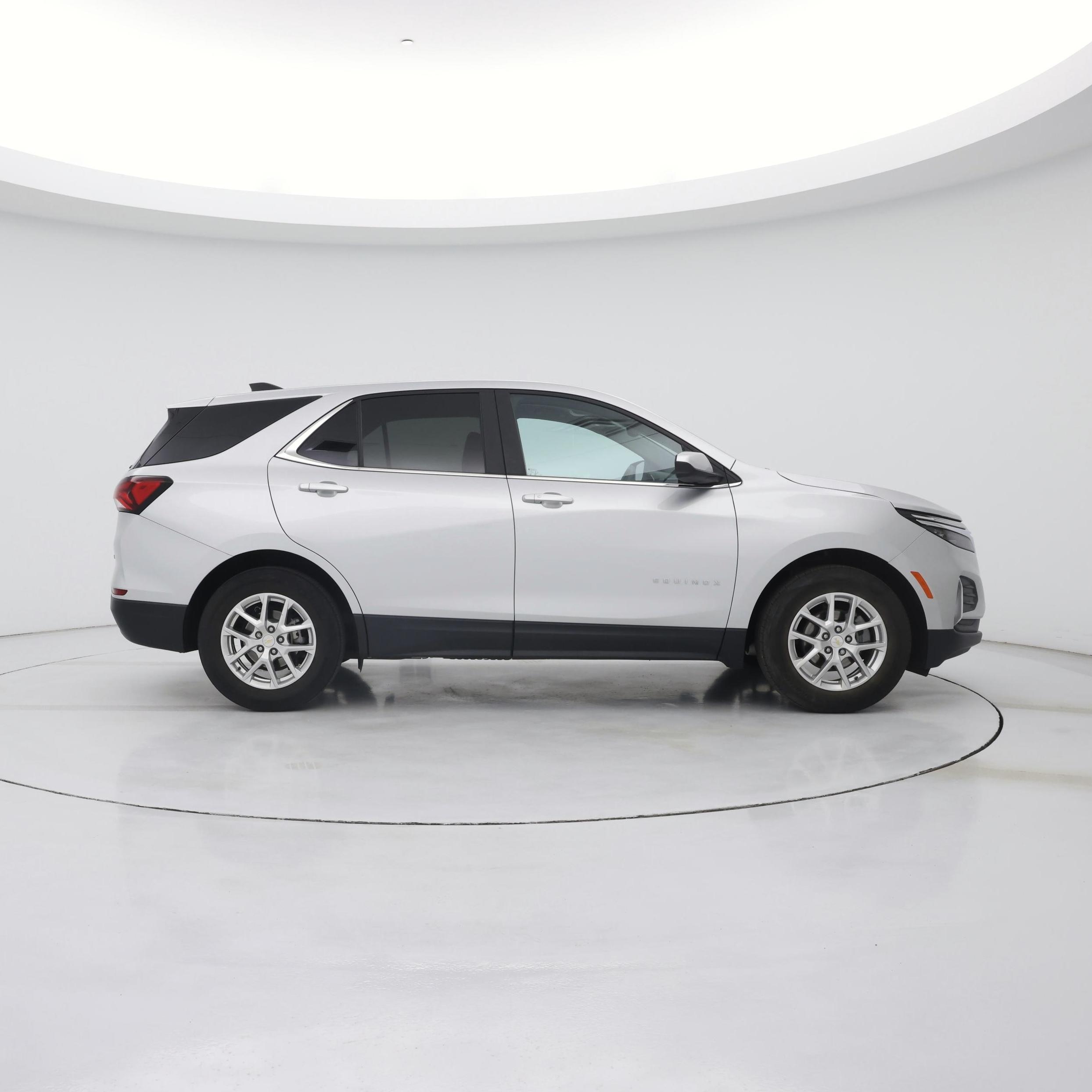 Thumbnail: 2022 Chevrolet Equinox - 7