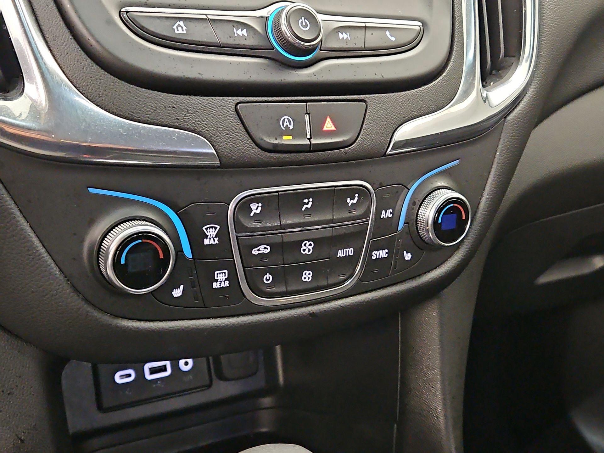 Thumbnail: 2023 Chevrolet Equinox - 16
