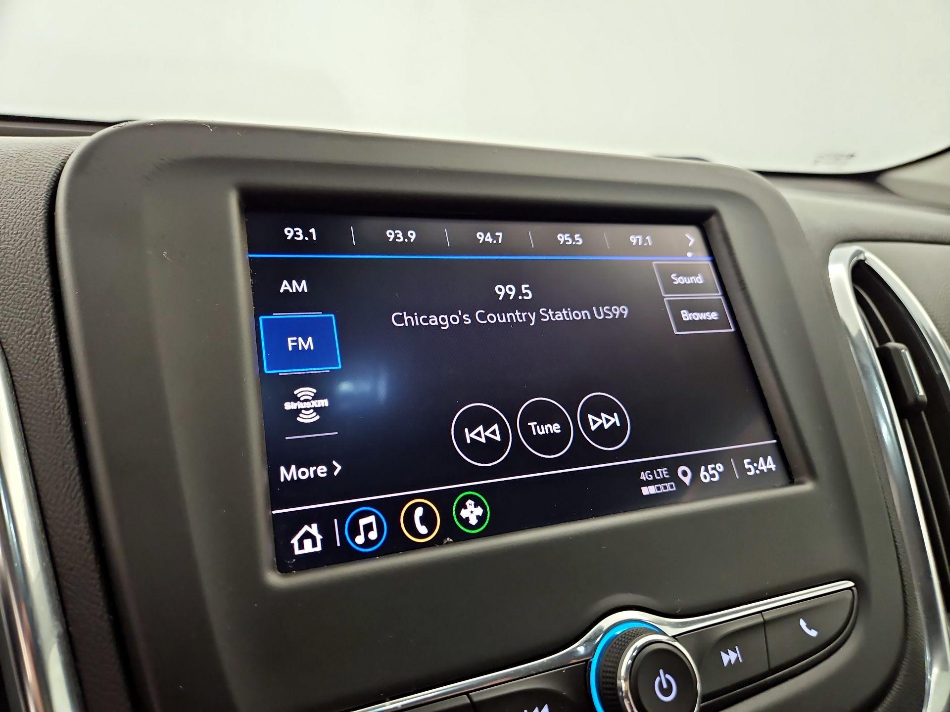 Thumbnail: 2024 Chevrolet Equinox - 15