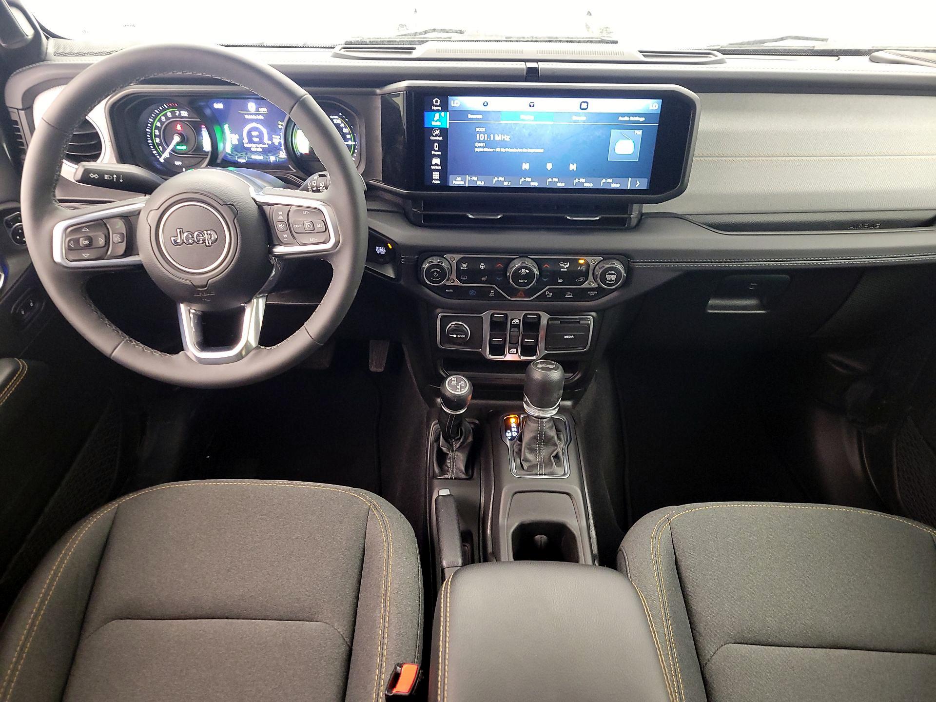 Thumbnail: 2025 Jeep Wrangler - 9