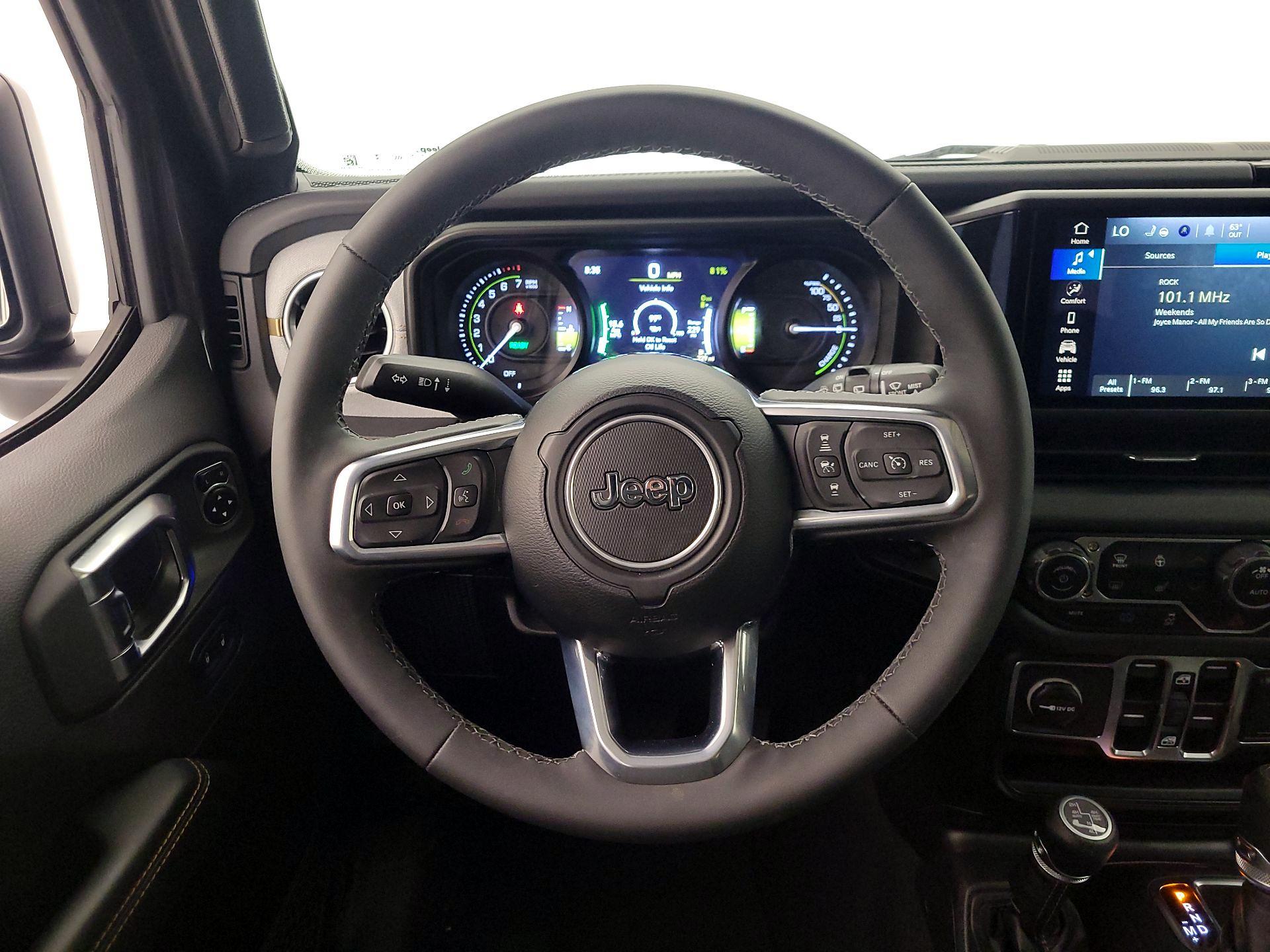 Thumbnail: 2025 Jeep Wrangler - 10