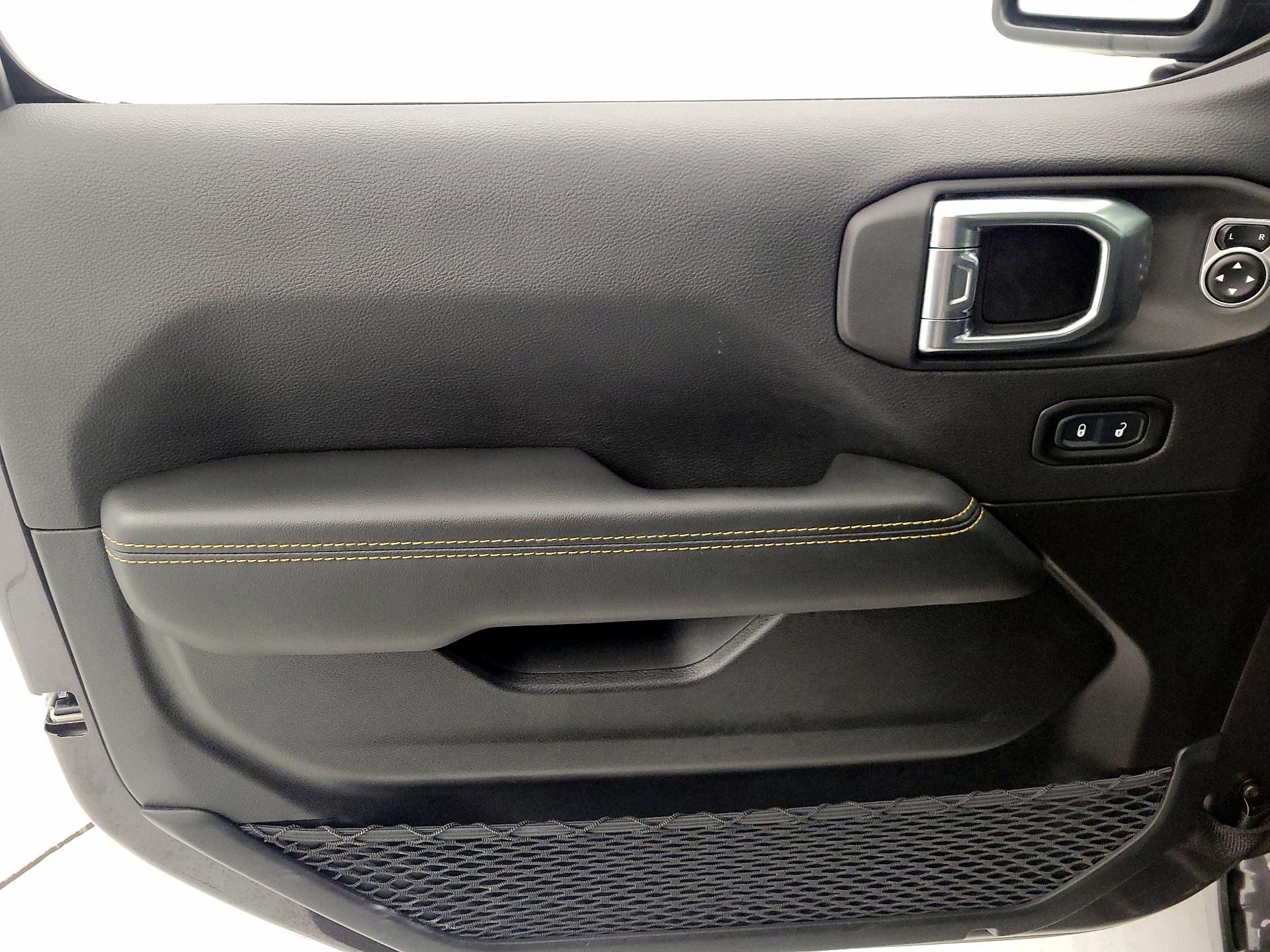 Thumbnail: 2025 Jeep Wrangler - 12