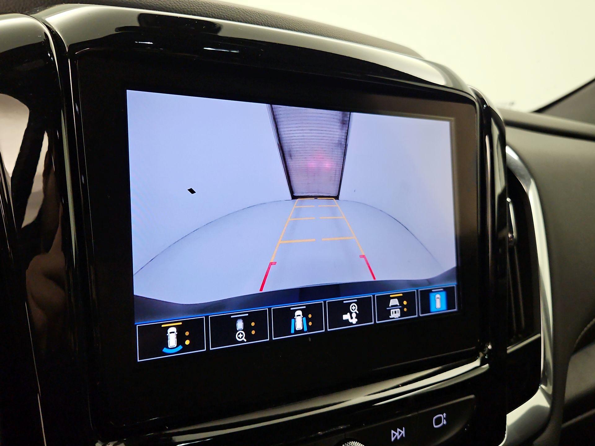 Thumbnail: 2023 Chevrolet Traverse - 14