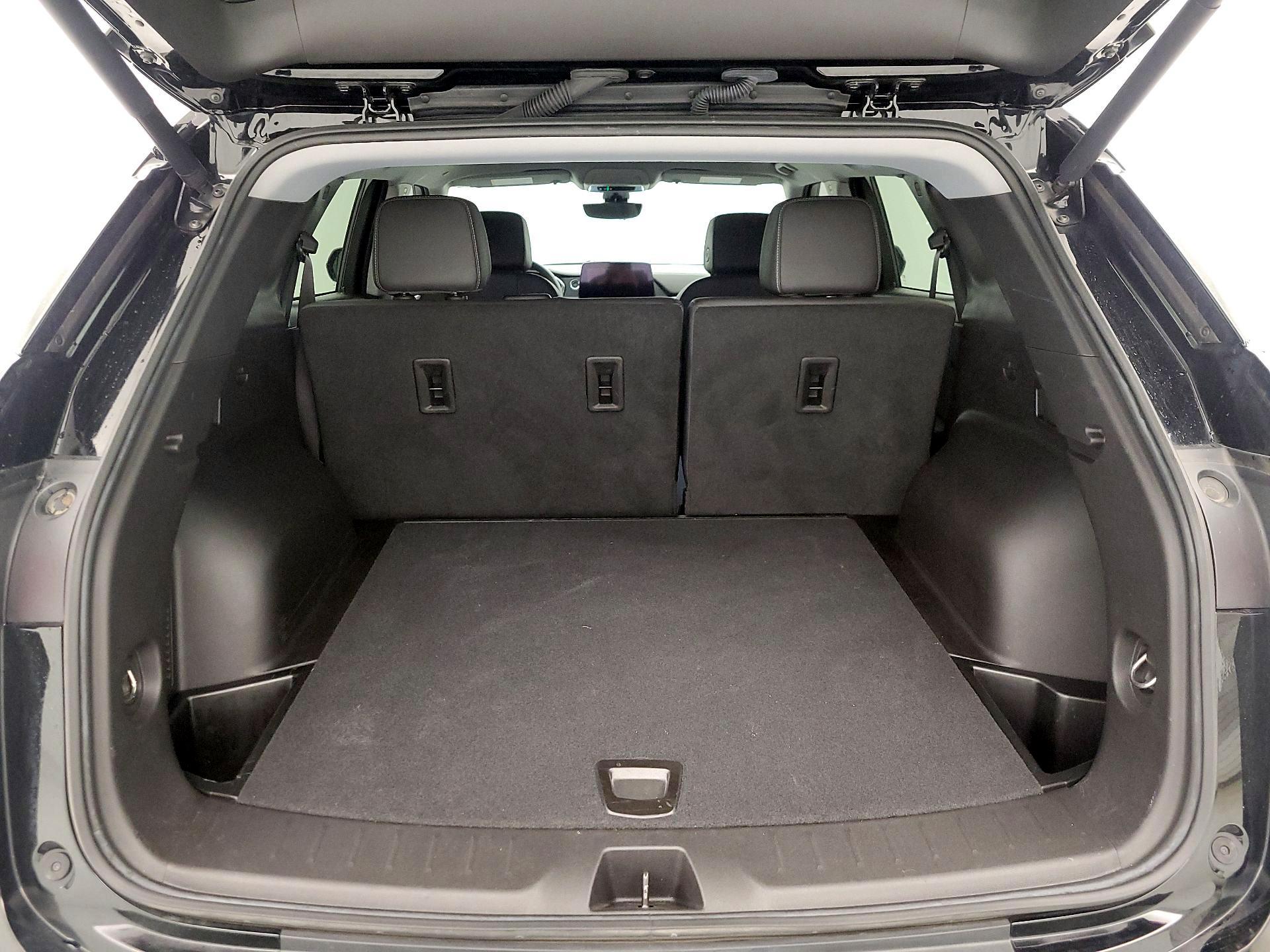 Thumbnail: 2024 Chevrolet Blazer - 20