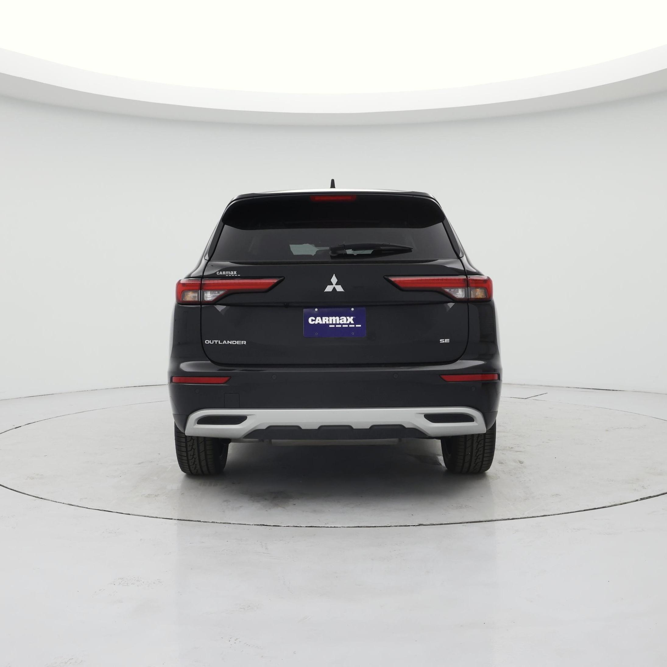 Thumbnail: 2024 Mitsubishi Outlander - 6
