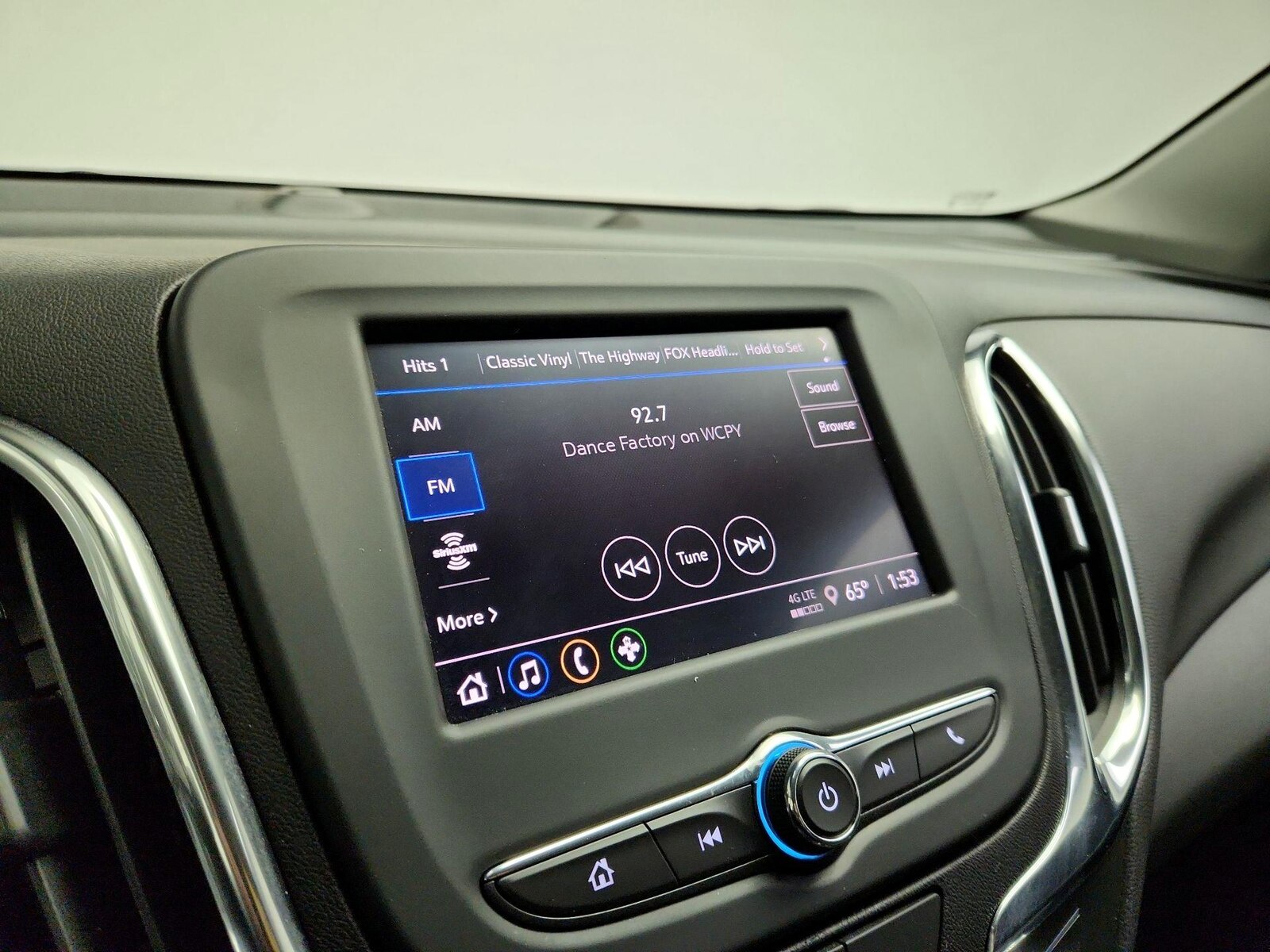 2024 Chevrolet Equinox LT - Photo 16