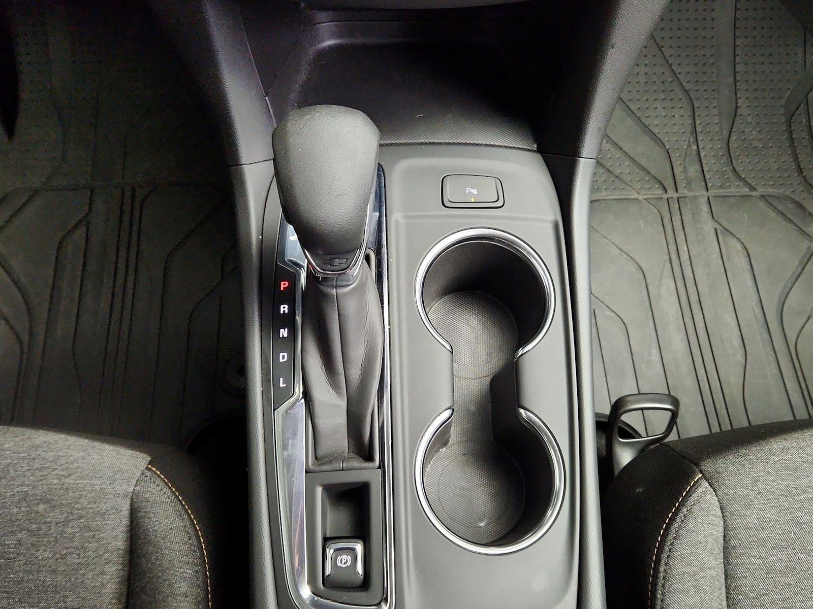 2024 Chevrolet Equinox LT - Photo 18
