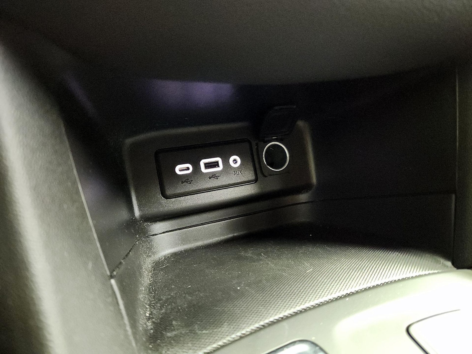 2024 Chevrolet Equinox LT - Photo 19