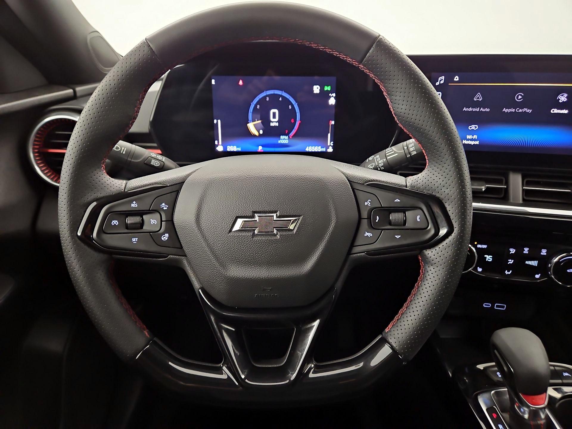 Thumbnail: 2024 Chevrolet Trax - 10