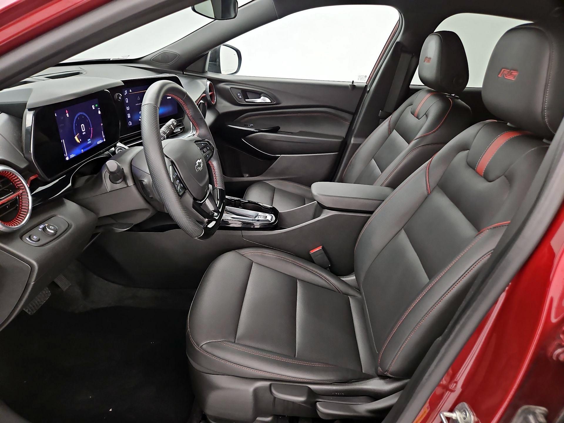 Thumbnail: 2024 Chevrolet Trax - 11