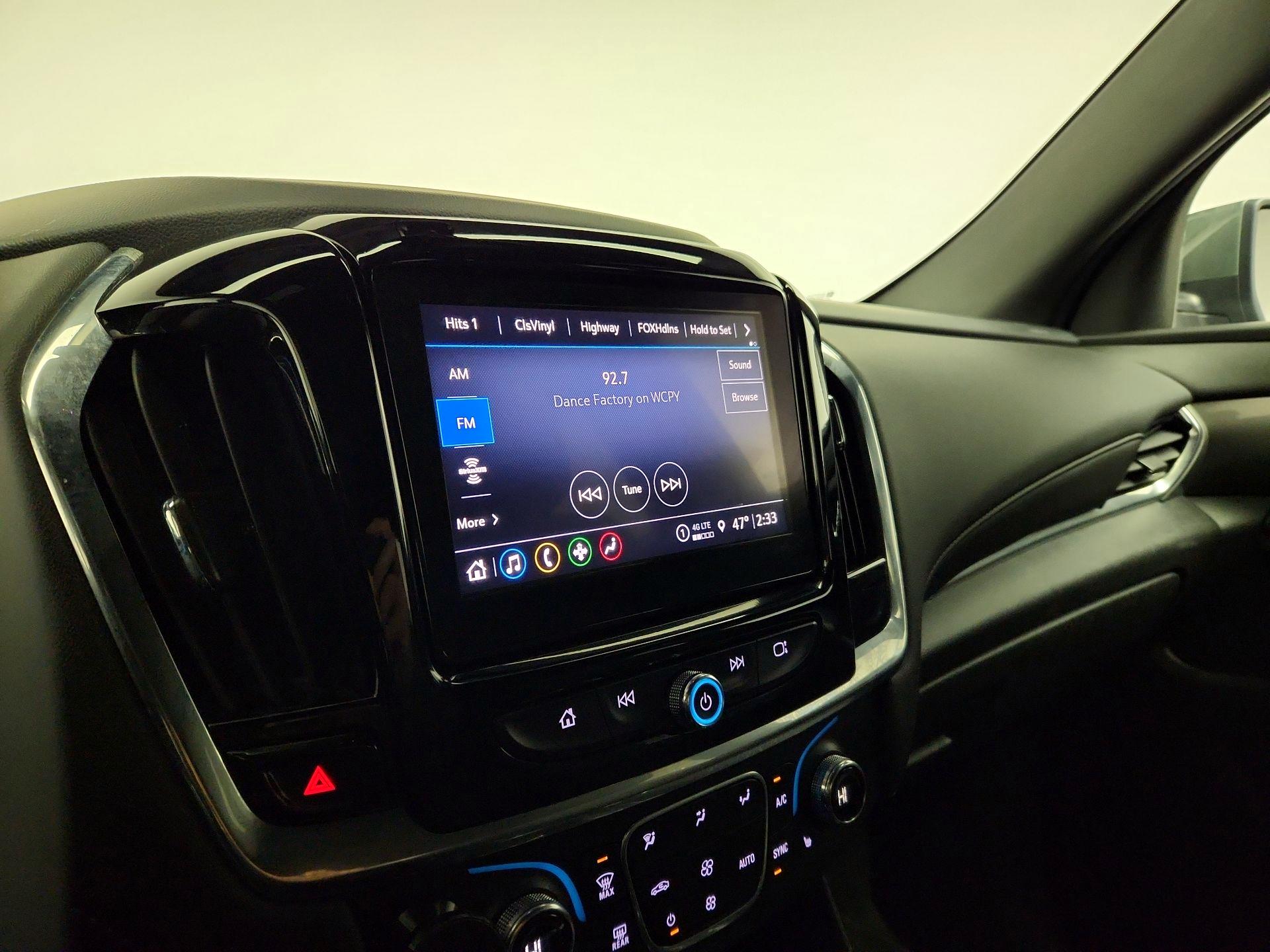 Thumbnail: 2023 Chevrolet Traverse - 15