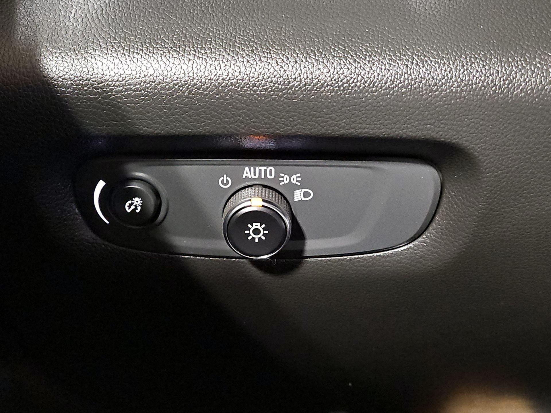 Thumbnail: 2023 Chevrolet Traverse - 13