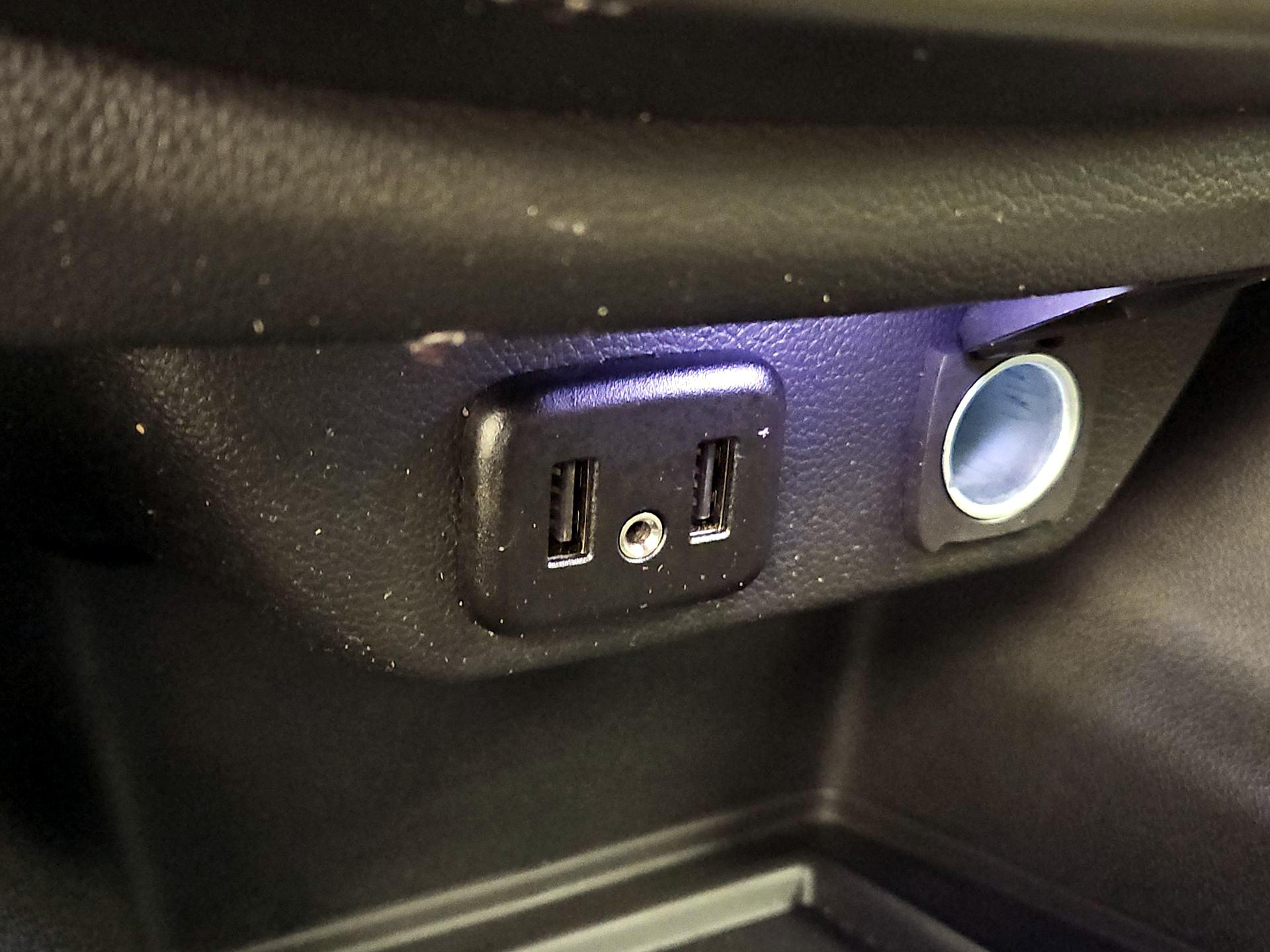 Thumbnail: 2023 Chevrolet Traverse - 18