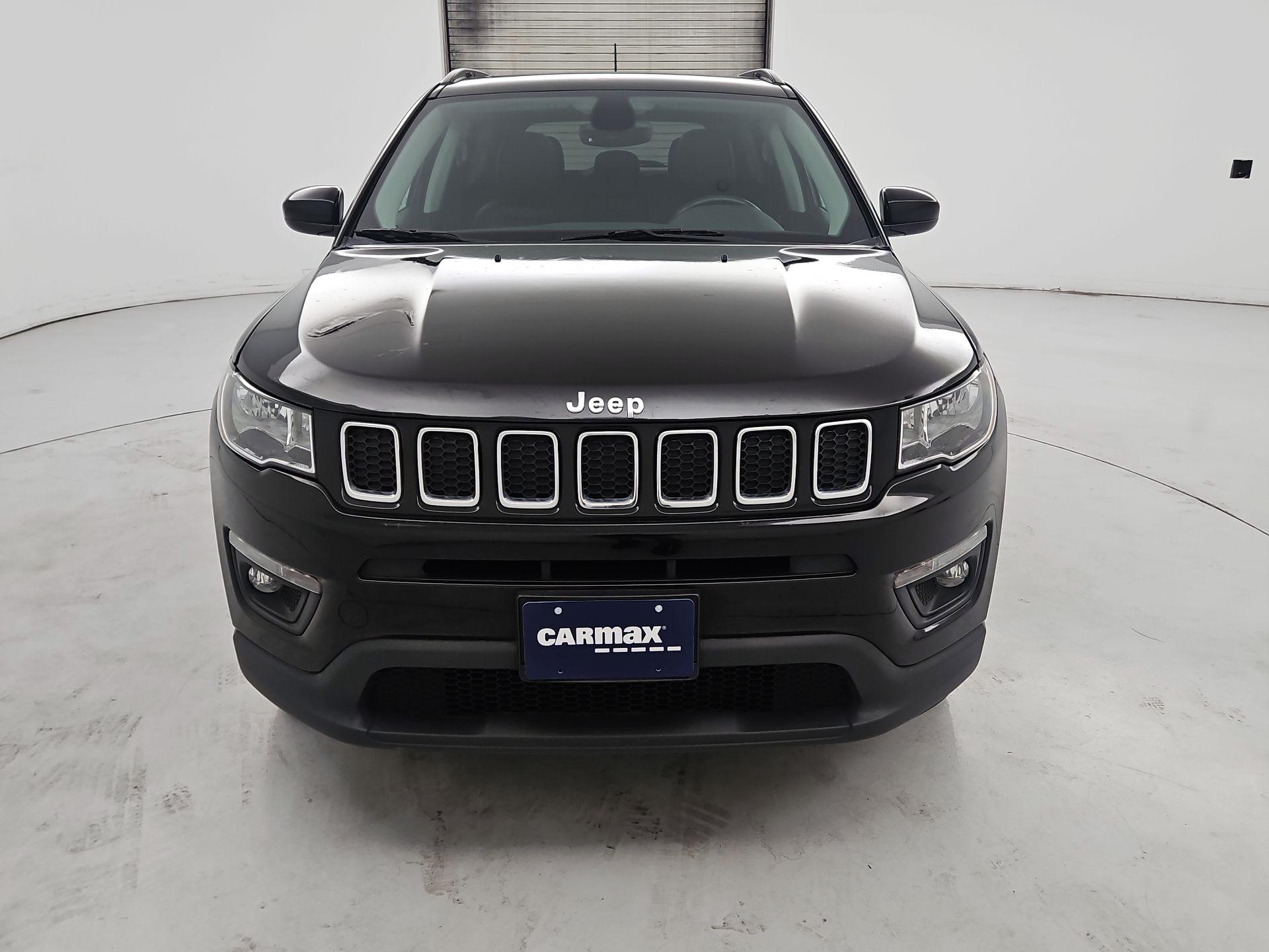 Thumbnail: 2017 Jeep Compass - 2