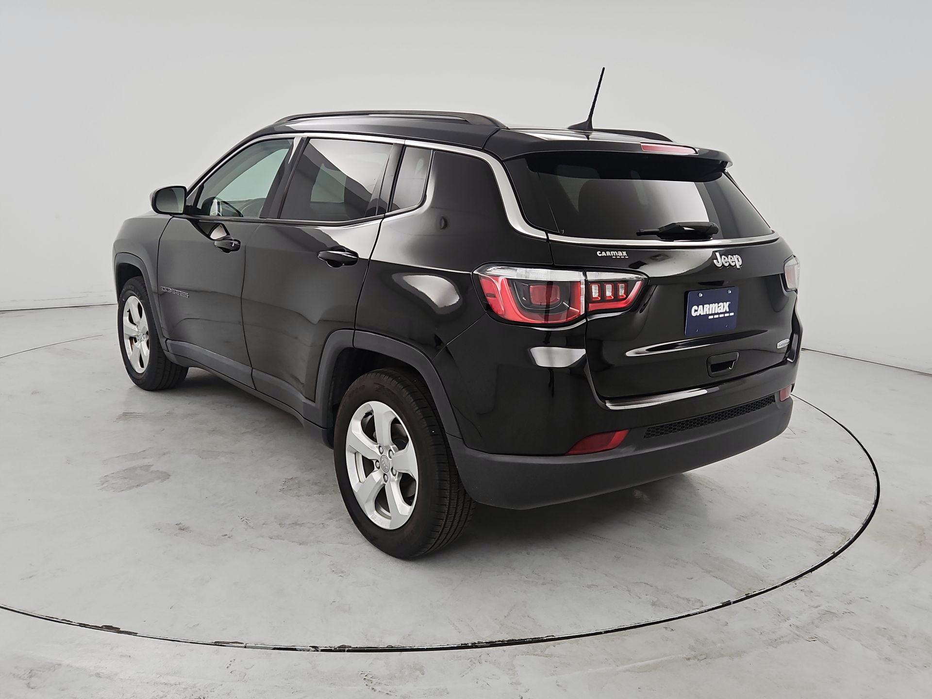 Thumbnail: 2017 Jeep Compass - 7