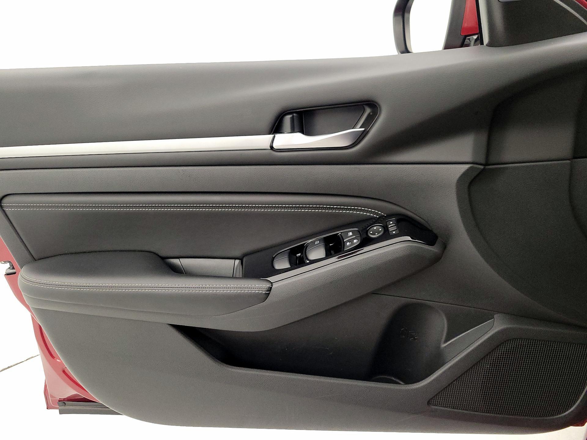 Thumbnail: 2023 Nissan Altima - 12