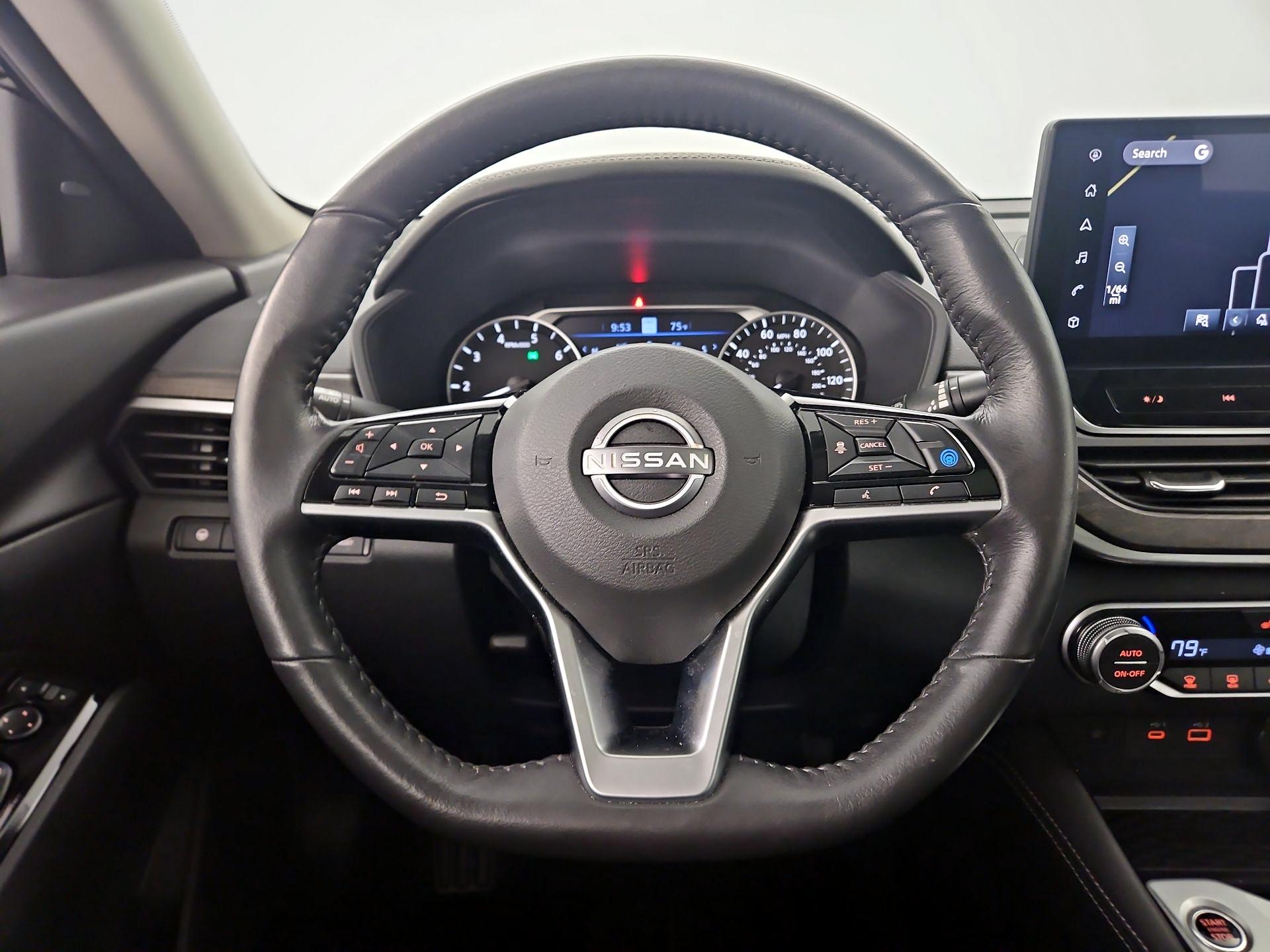 Thumbnail: 2023 Nissan Altima - 10