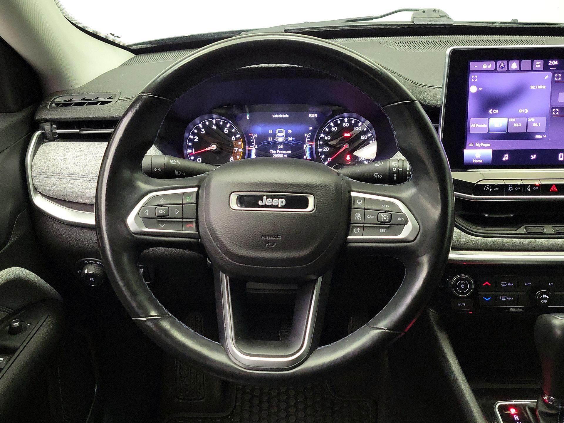 Thumbnail: 2022 Jeep Compass - 10