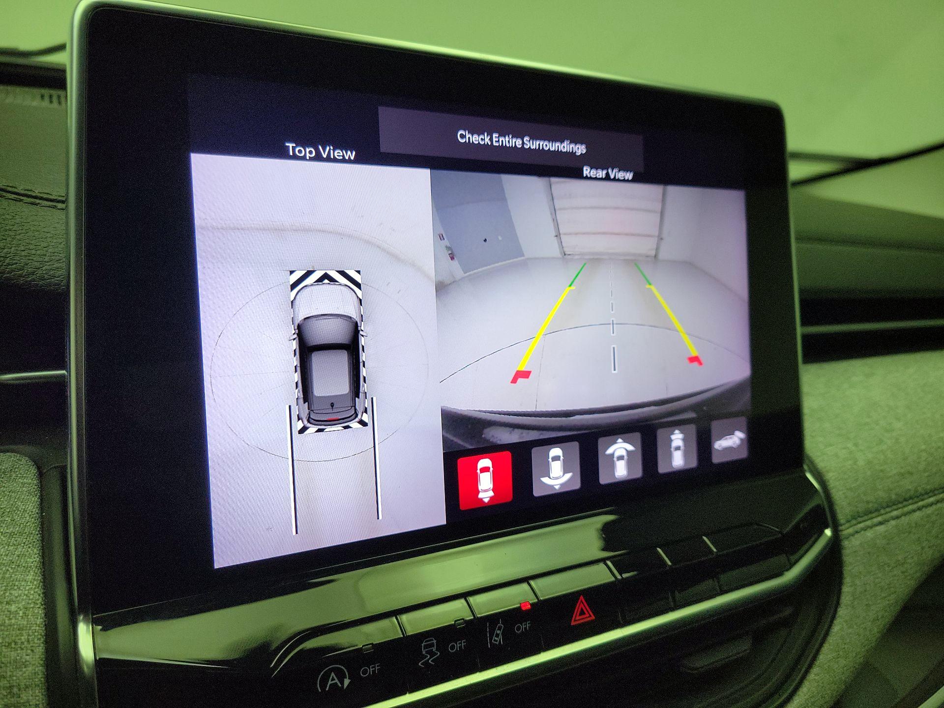 Thumbnail: 2022 Jeep Compass - 14