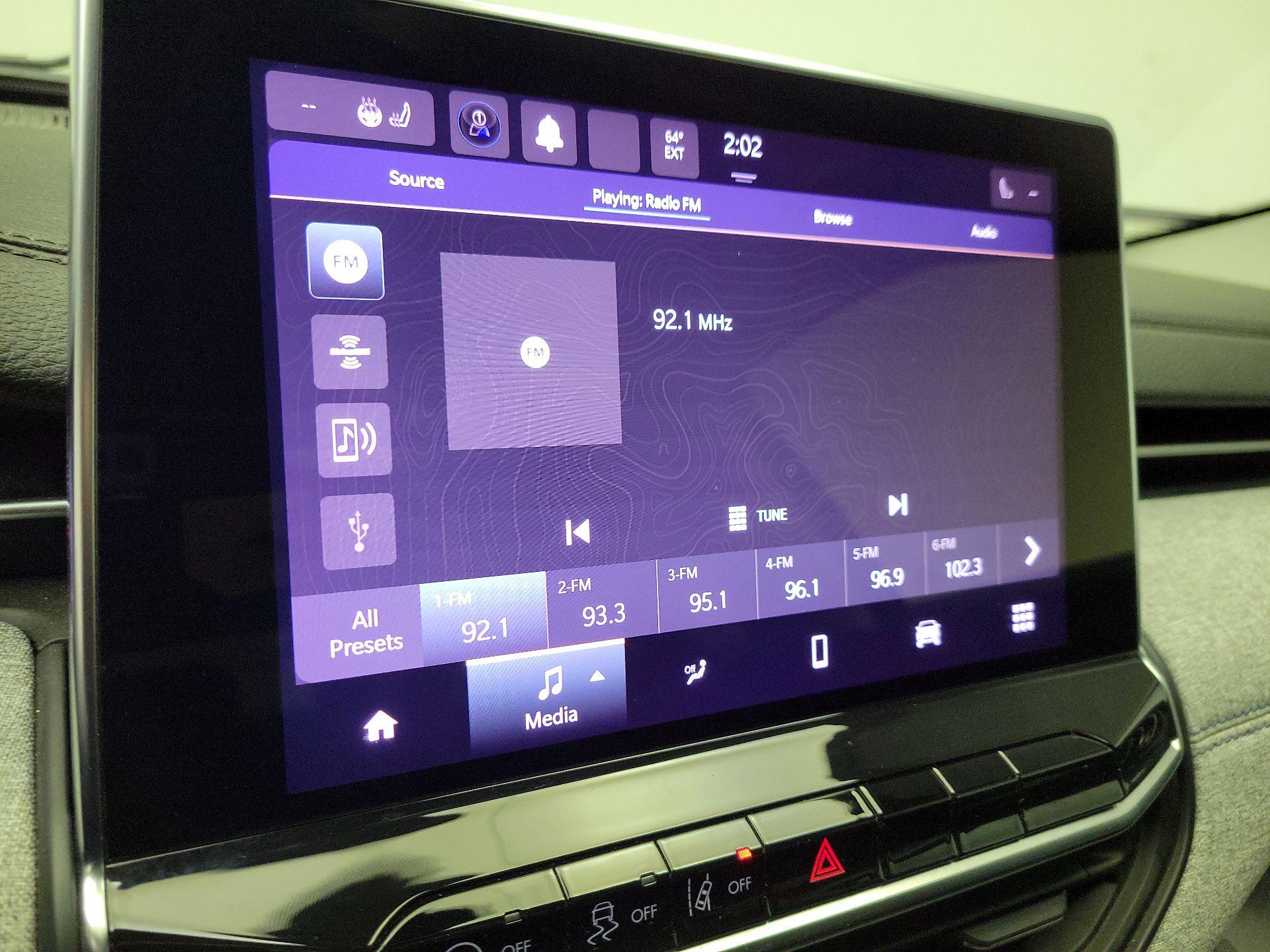 Thumbnail: 2022 Jeep Compass - 15