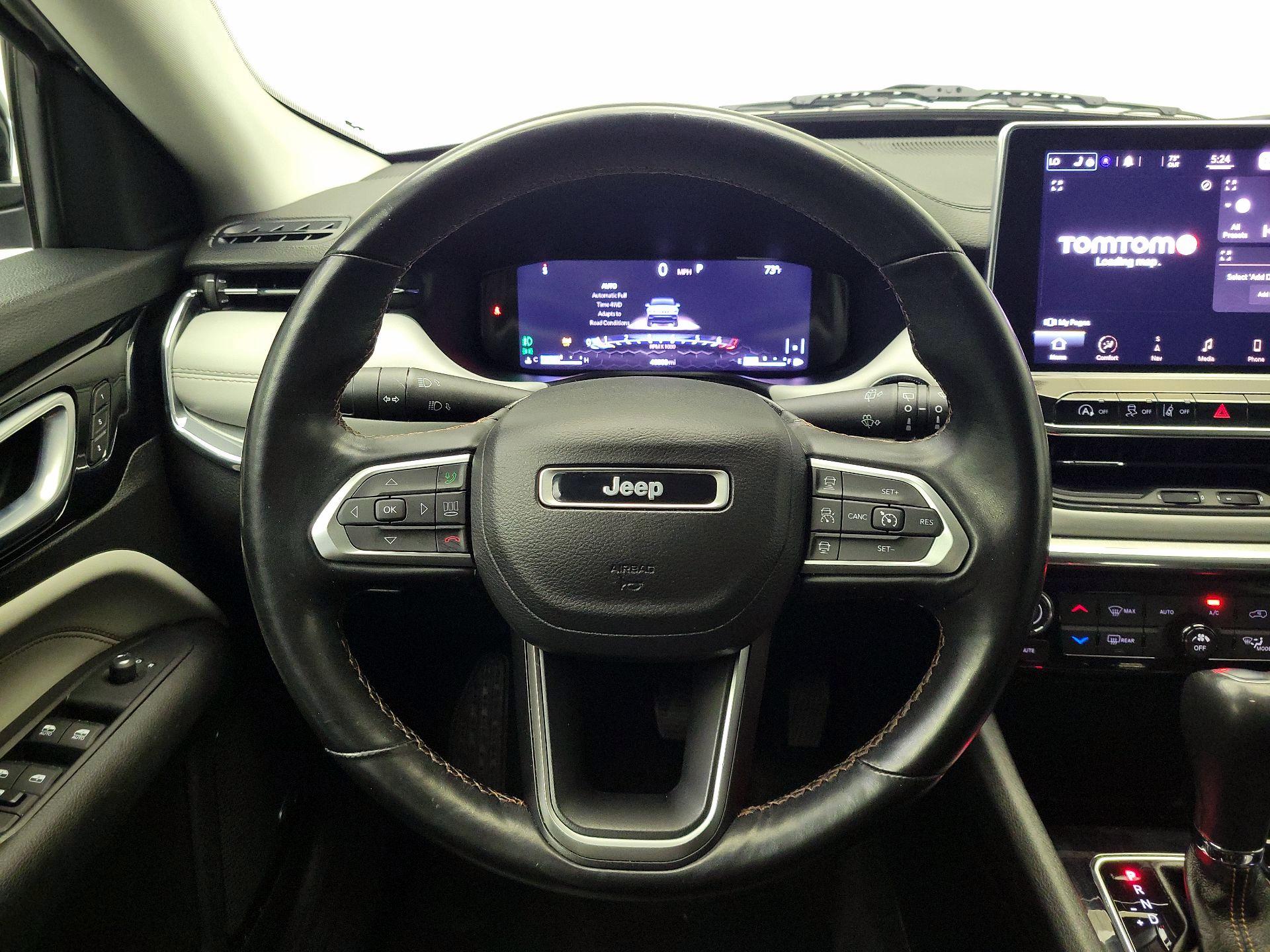 Thumbnail: 2022 Jeep Compass - 10