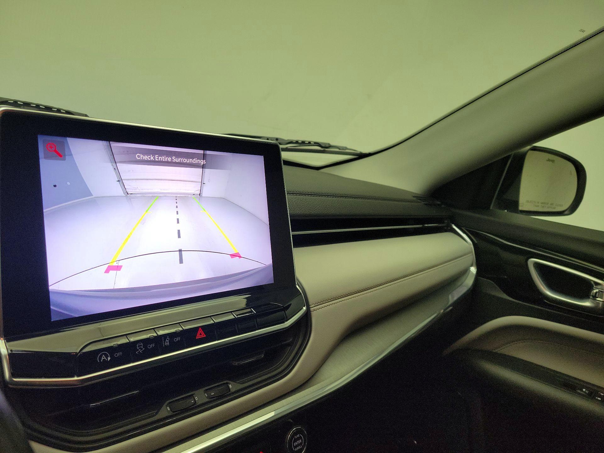 Thumbnail: 2022 Jeep Compass - 14