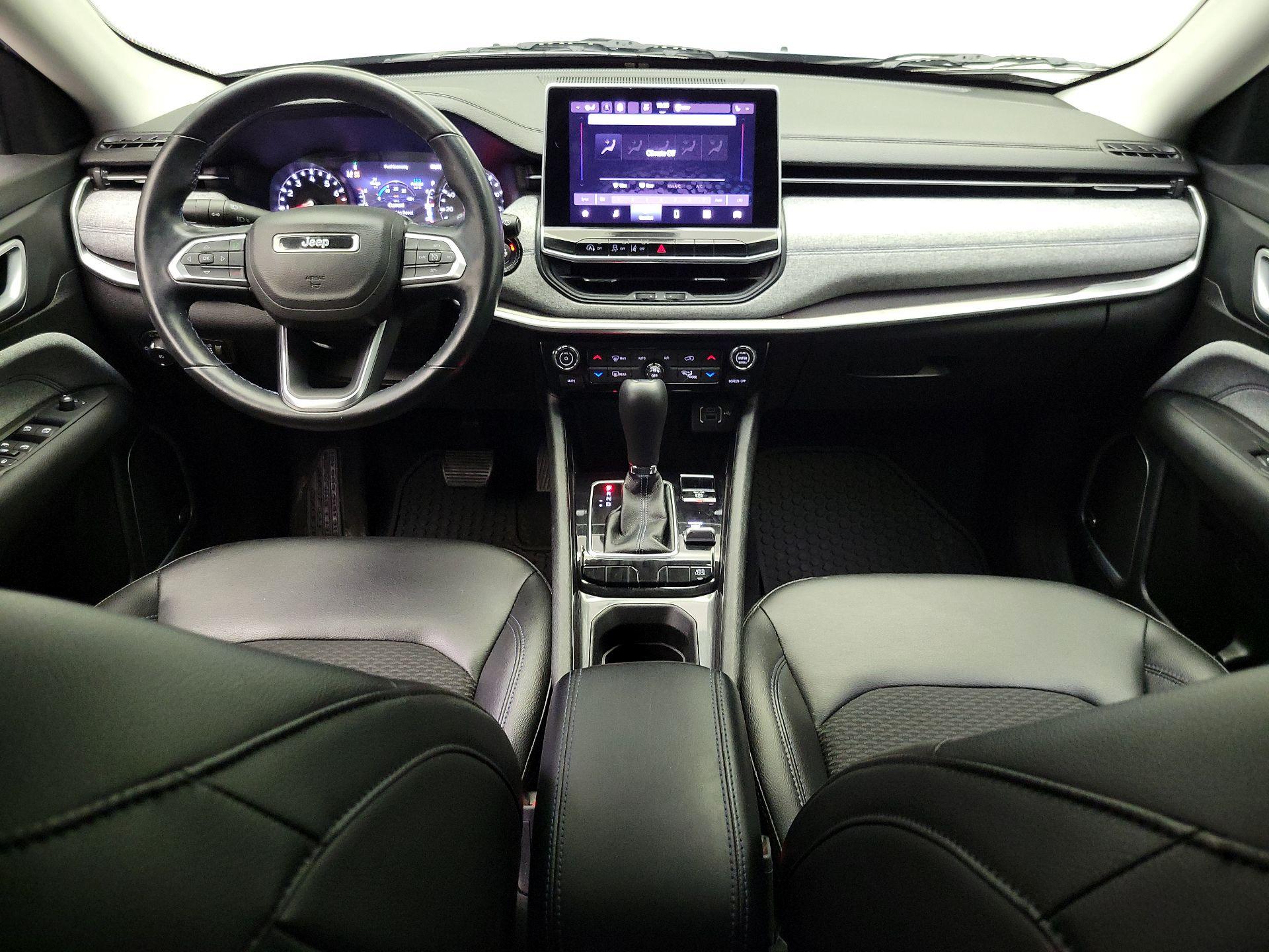 Thumbnail: 2022 Jeep Compass - 9