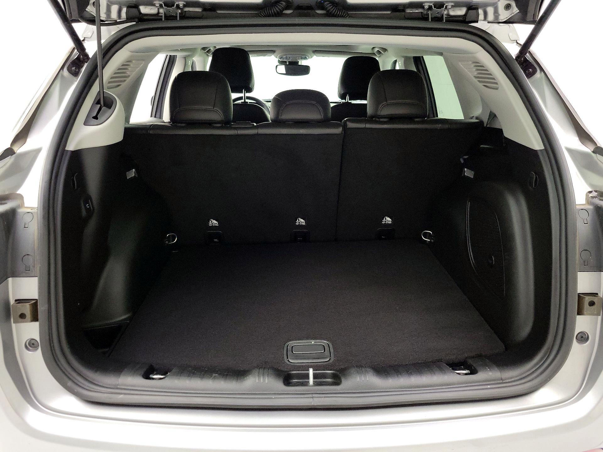 Thumbnail: 2022 Jeep Compass - 20