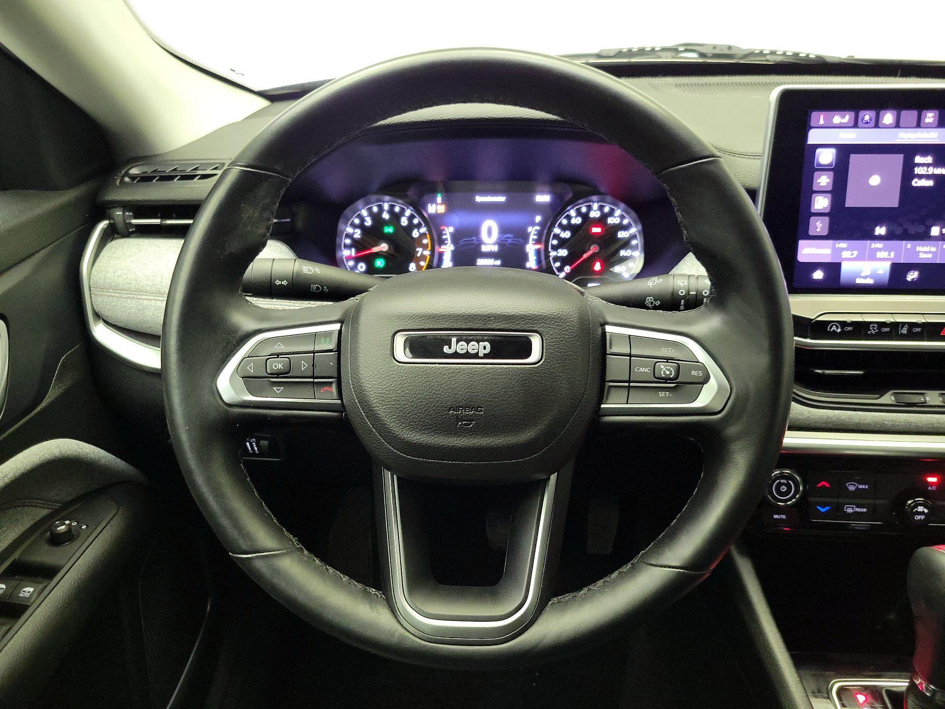 Thumbnail: 2022 Jeep Compass - 10