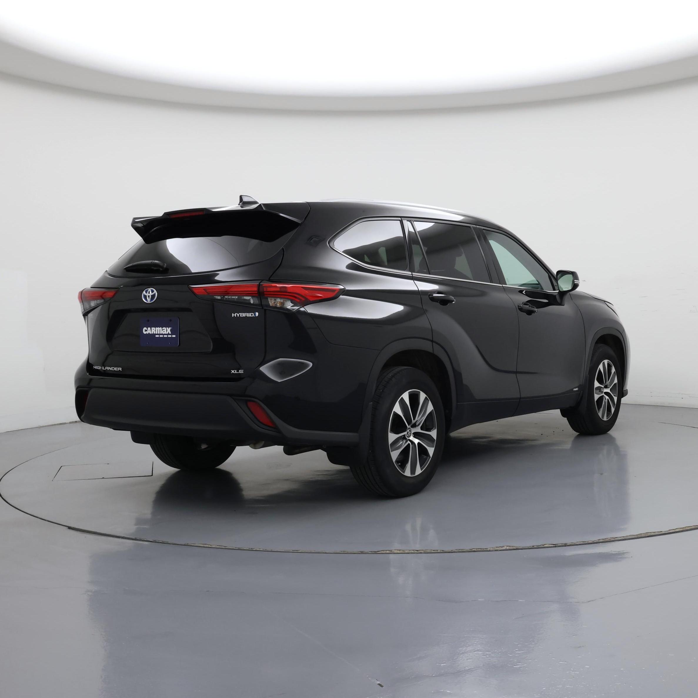 Thumbnail: 2022 Toyota Highlander - 8