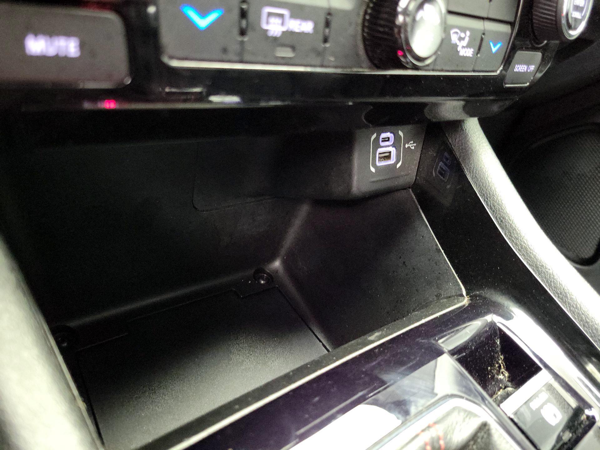 Thumbnail: 2022 Jeep Compass - 17