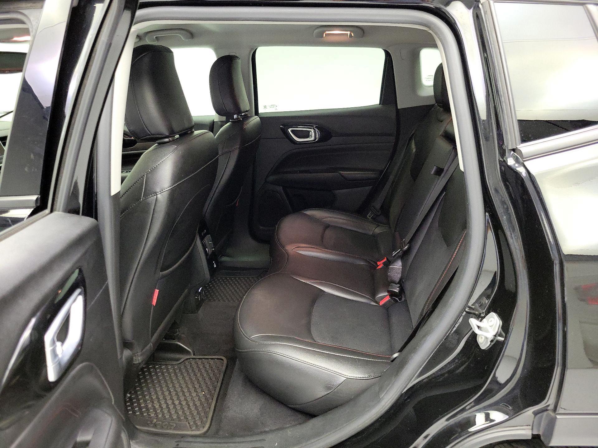 Thumbnail: 2022 Jeep Compass - 18