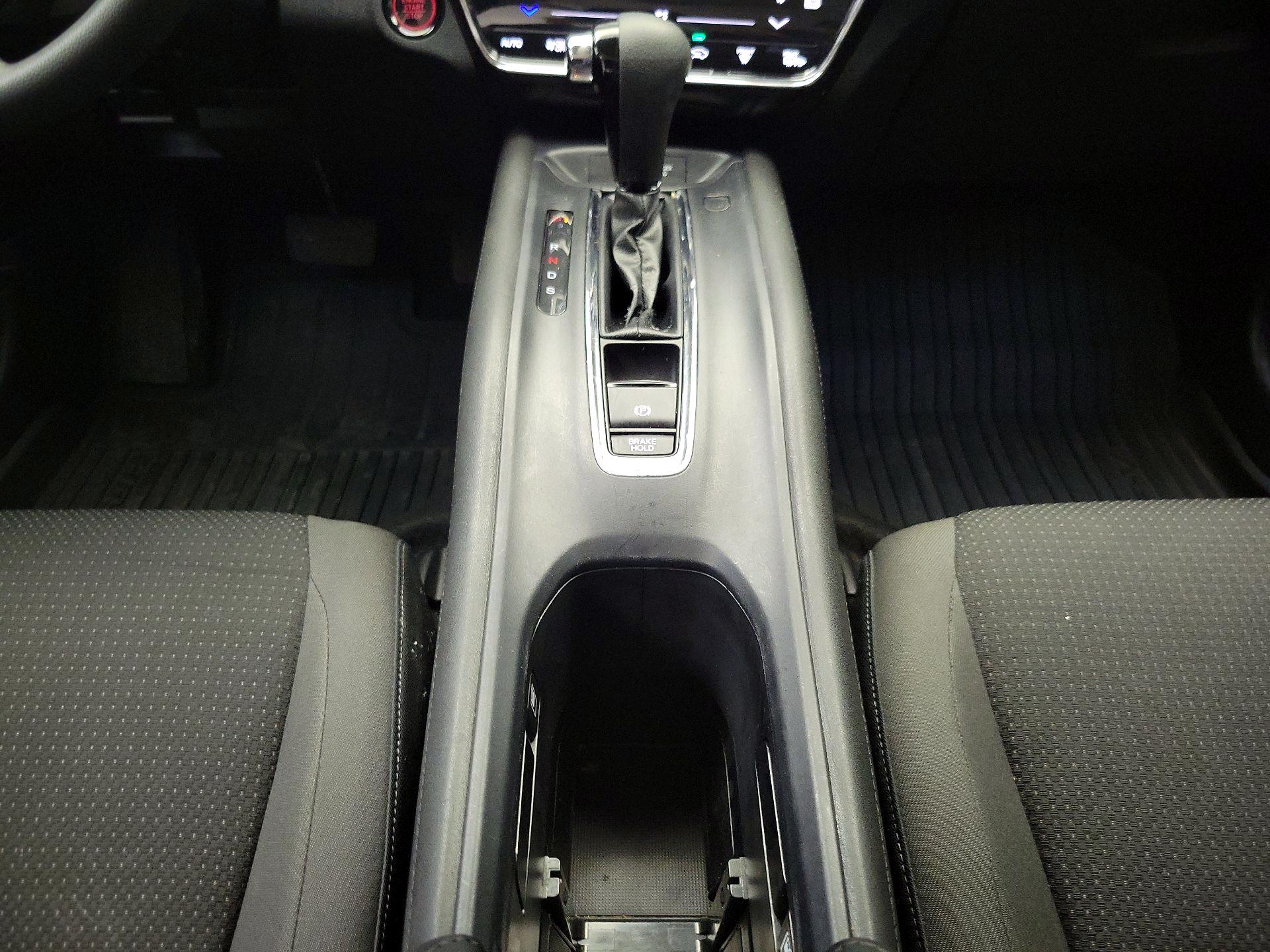 Thumbnail: 2021 Honda HR-V - 17