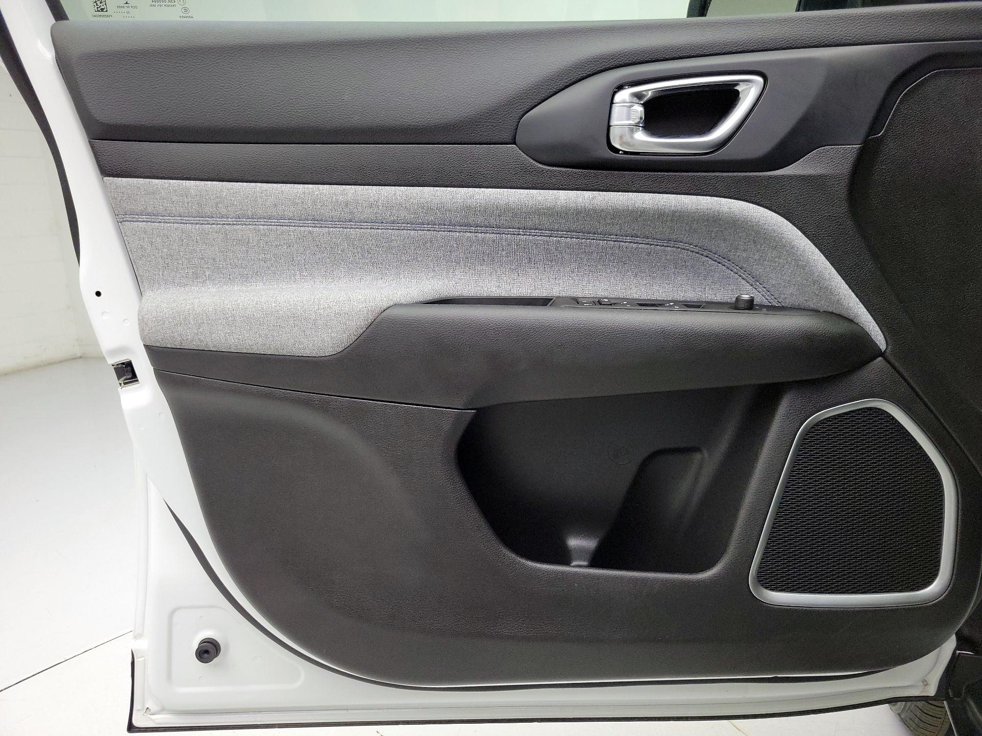 Thumbnail: 2022 Jeep Compass - 12