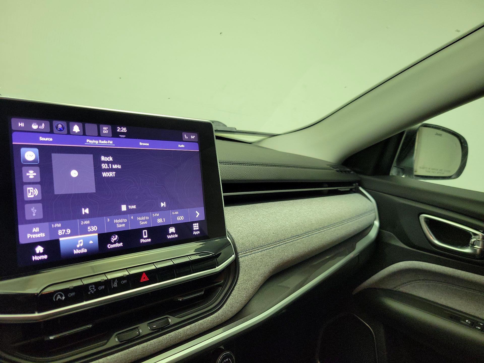 Thumbnail: 2022 Jeep Compass - 15