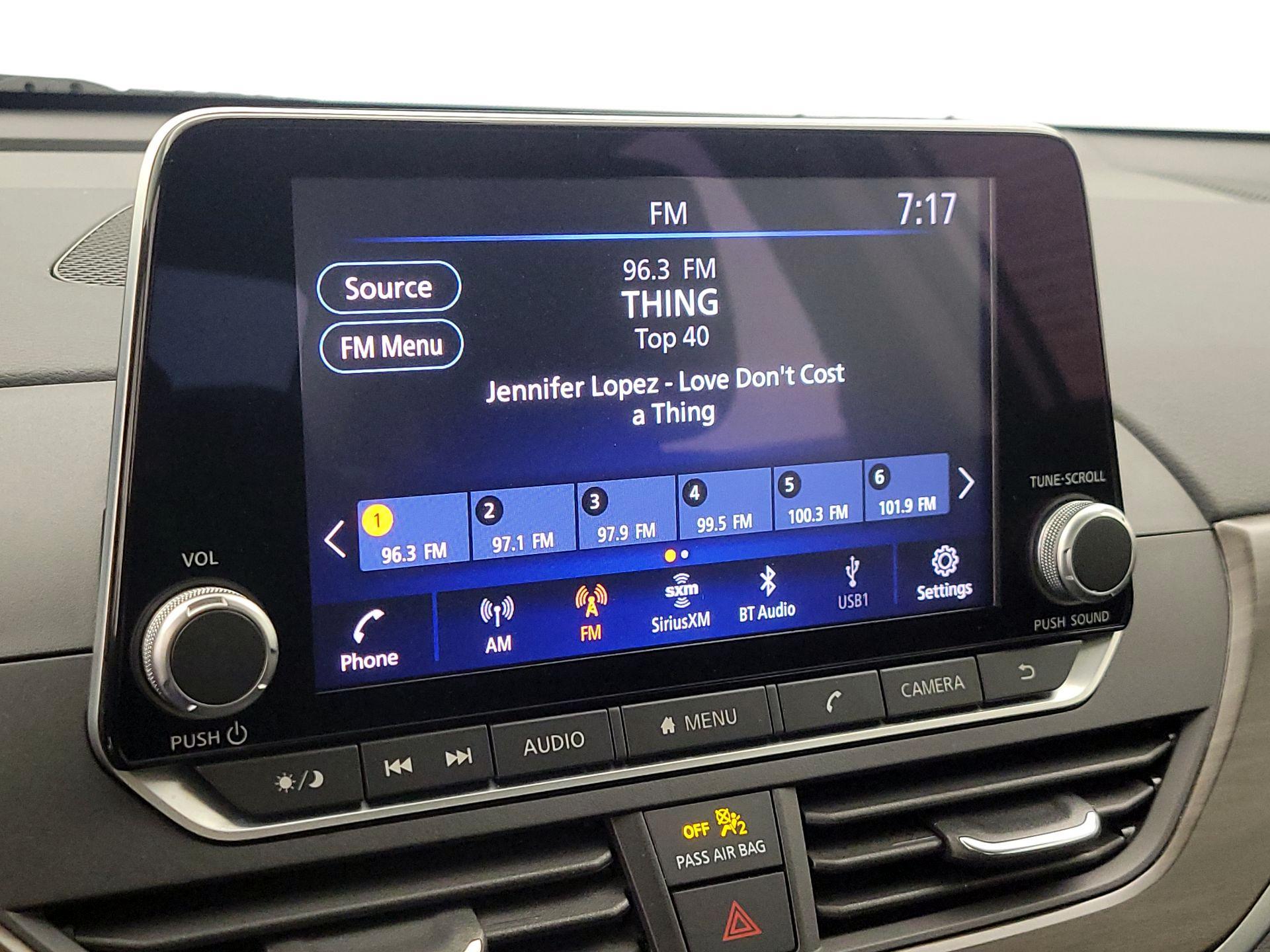 Thumbnail: 2023 Nissan Altima - 15