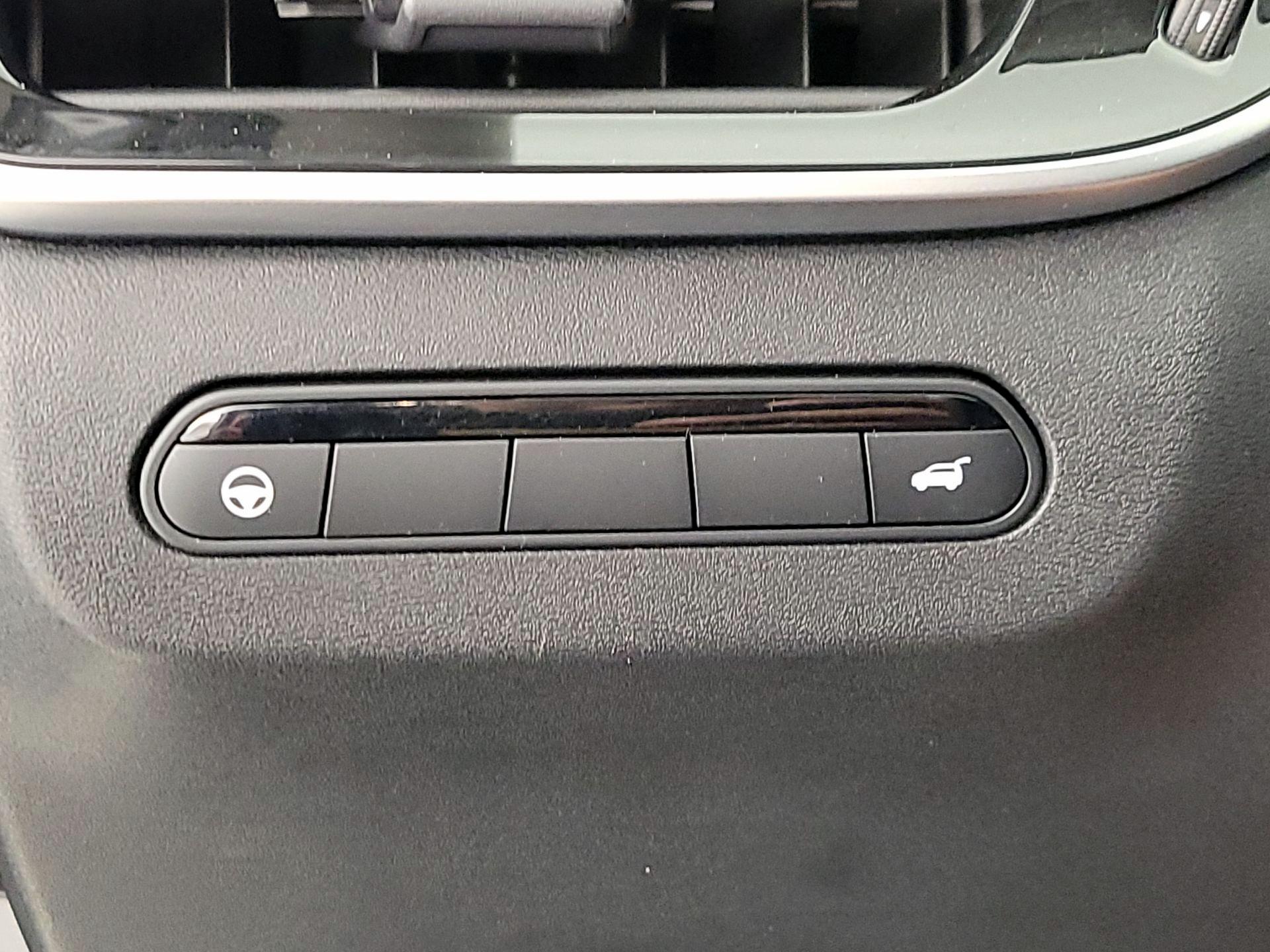 Thumbnail: 2023 INFINITI QX60 - 13