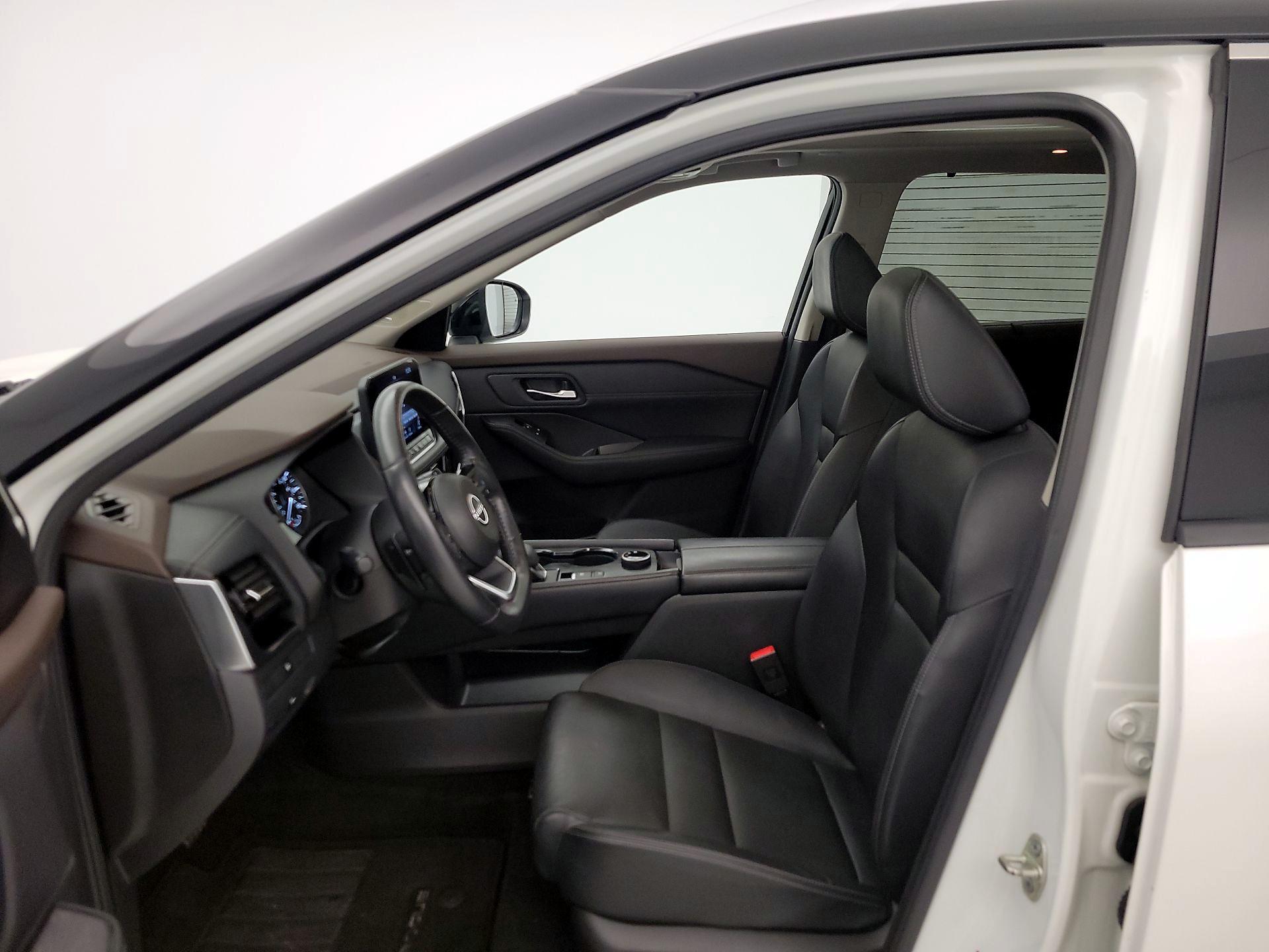 Thumbnail: 2023 Nissan Rogue - 11