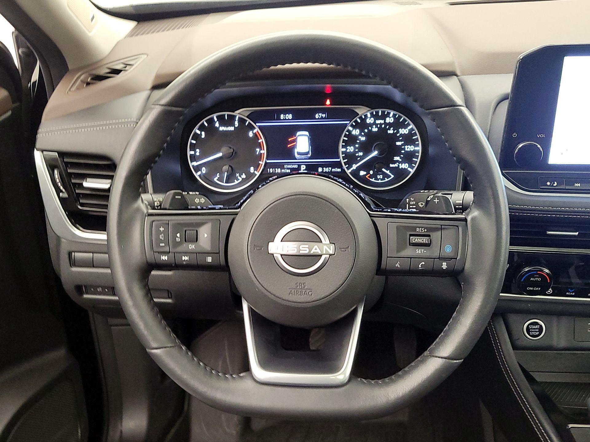 Thumbnail: 2023 Nissan Rogue - 10