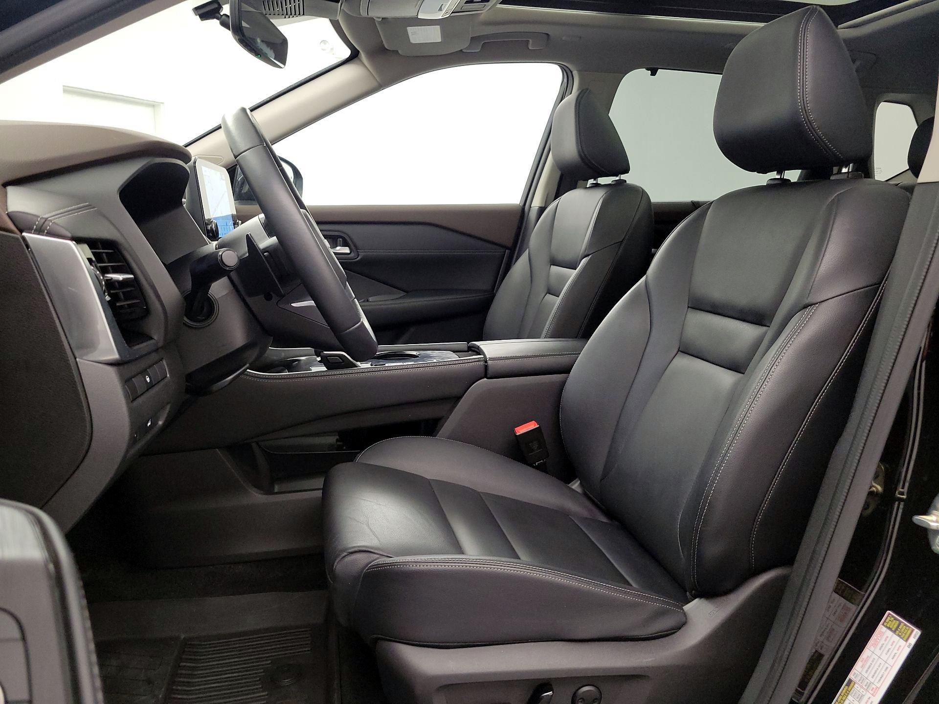 Thumbnail: 2023 Nissan Rogue - 11